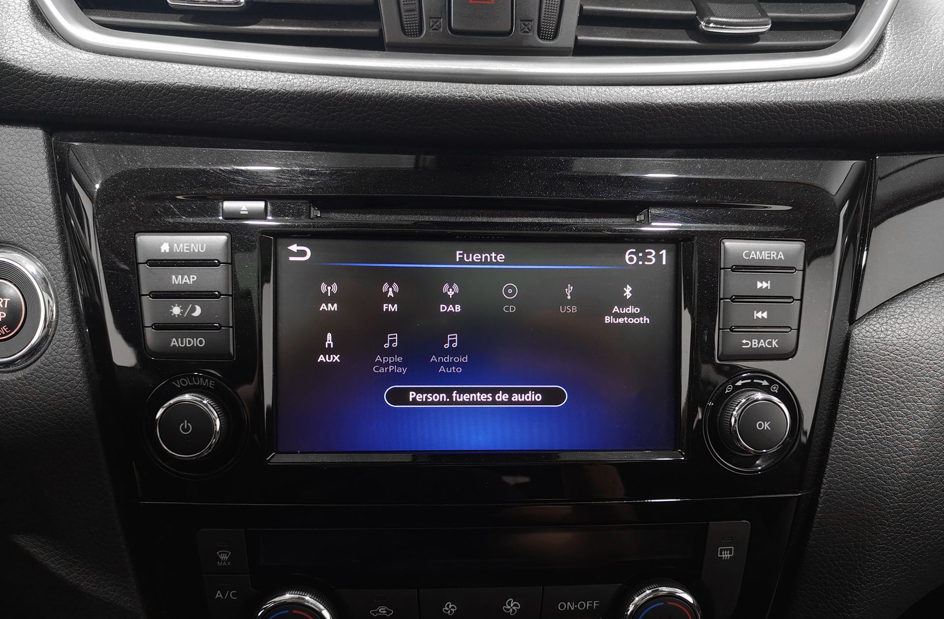 Nissan Qashqai DIG-T 160 N-Connecta 4x2 DCT - foto 33