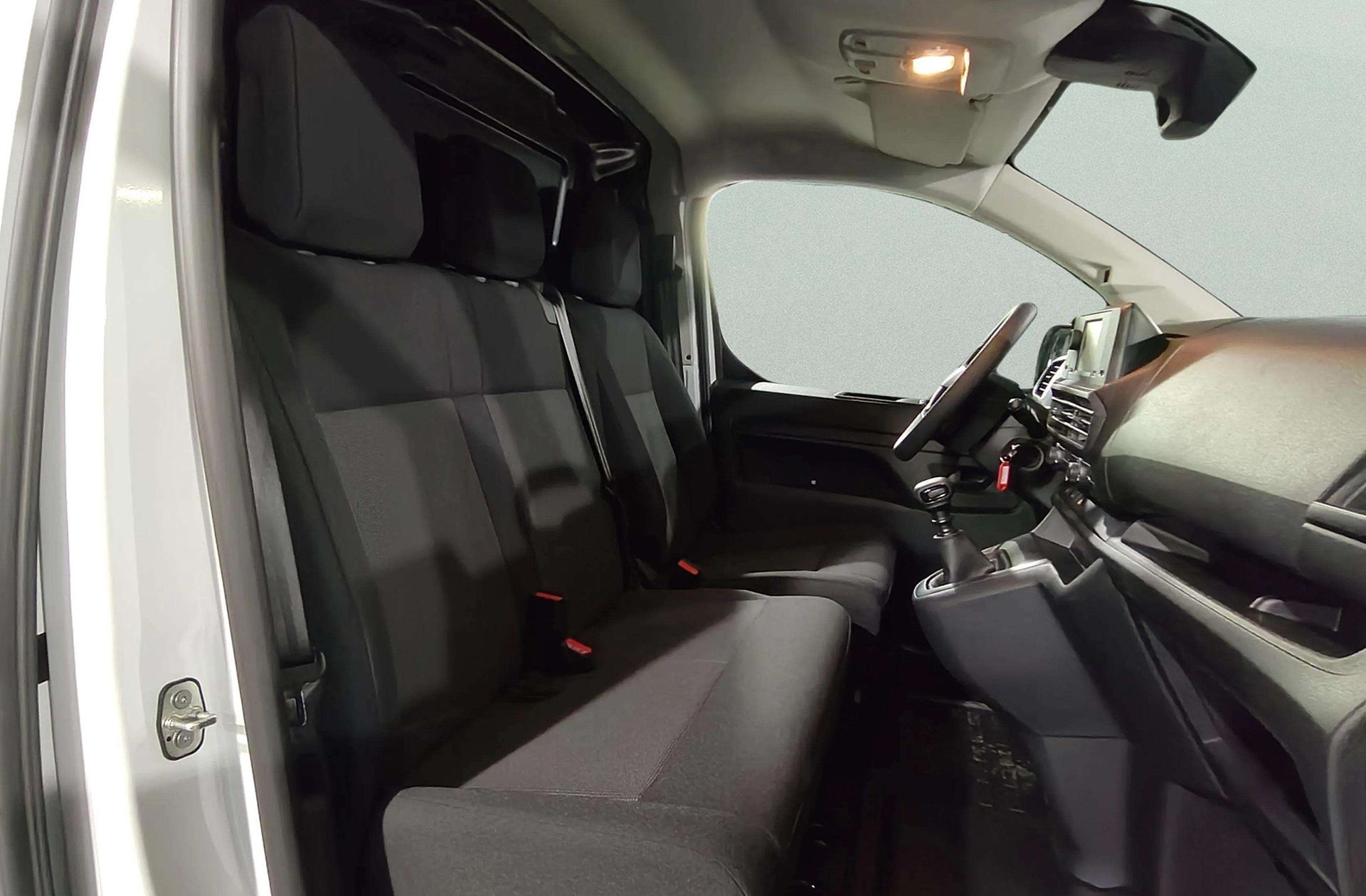 Fiat Scudo Furgón M 1.5 Diésel - foto 14