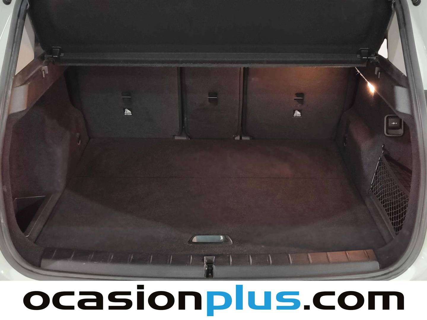 Fotos maletero BMW X1 BMW X1 sDrive18i (140 CV)