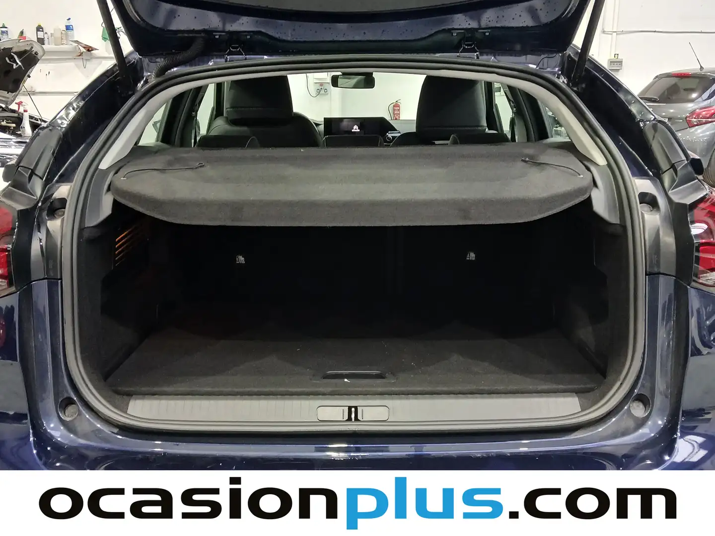 Foto Citroën C4 Citroen C4 PureTech 130 S&S Plus (131 CV)