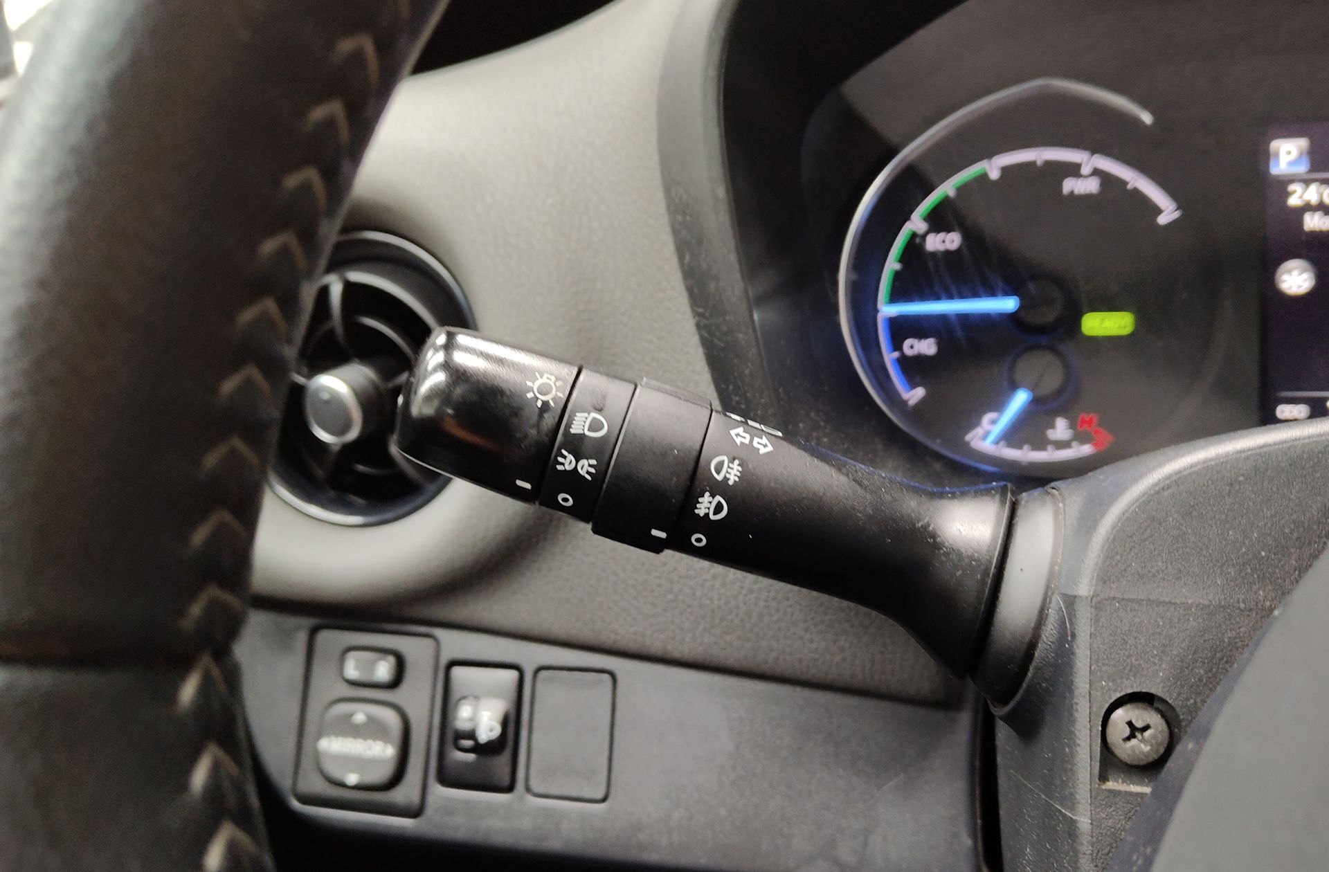 Toyota Yaris 1.5 Hybrid Active - foto 23