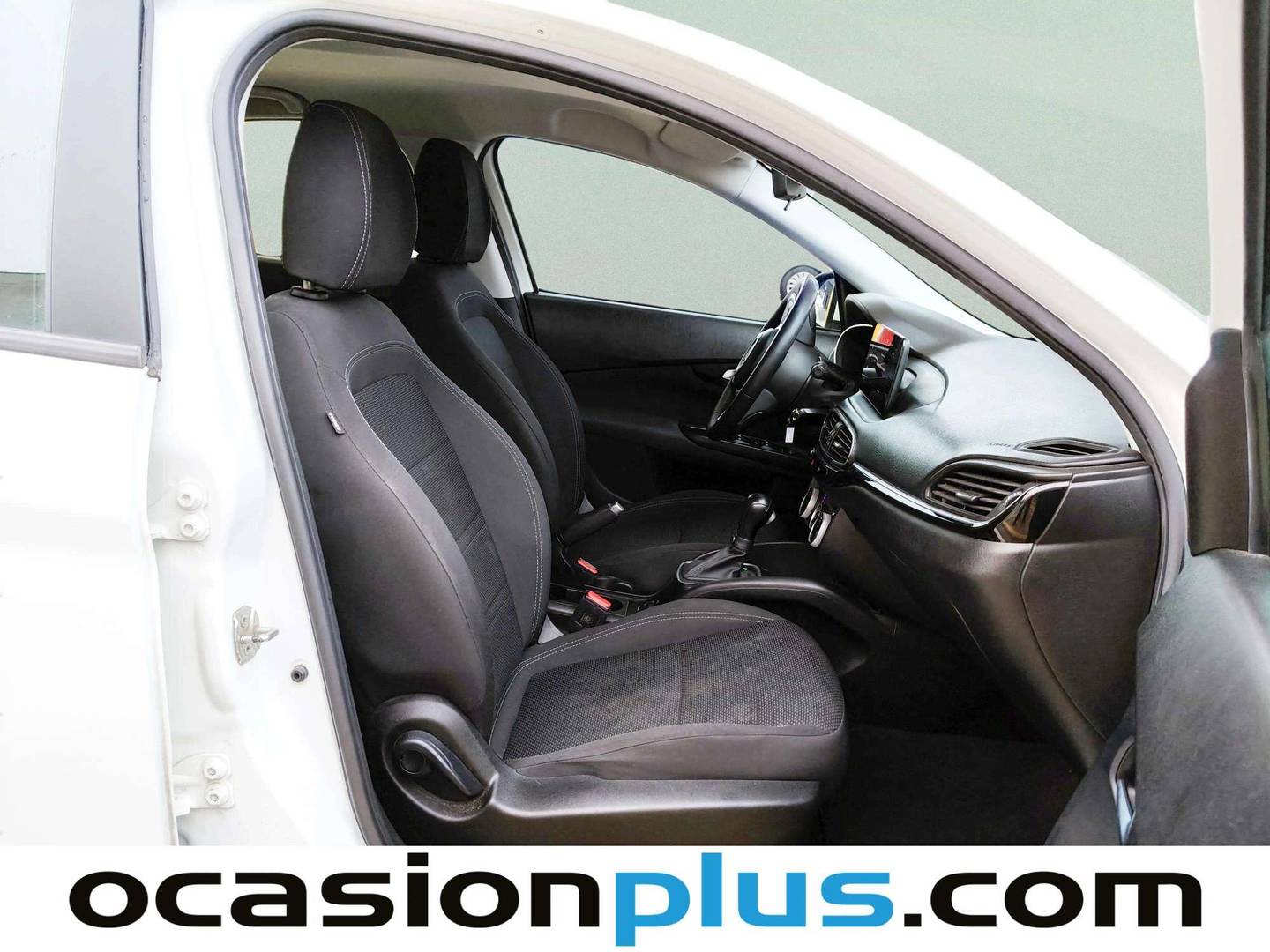 Foto Fiat Tipo Fiat Tipo 1.5 Hybrid City Life DCT (130 CV)