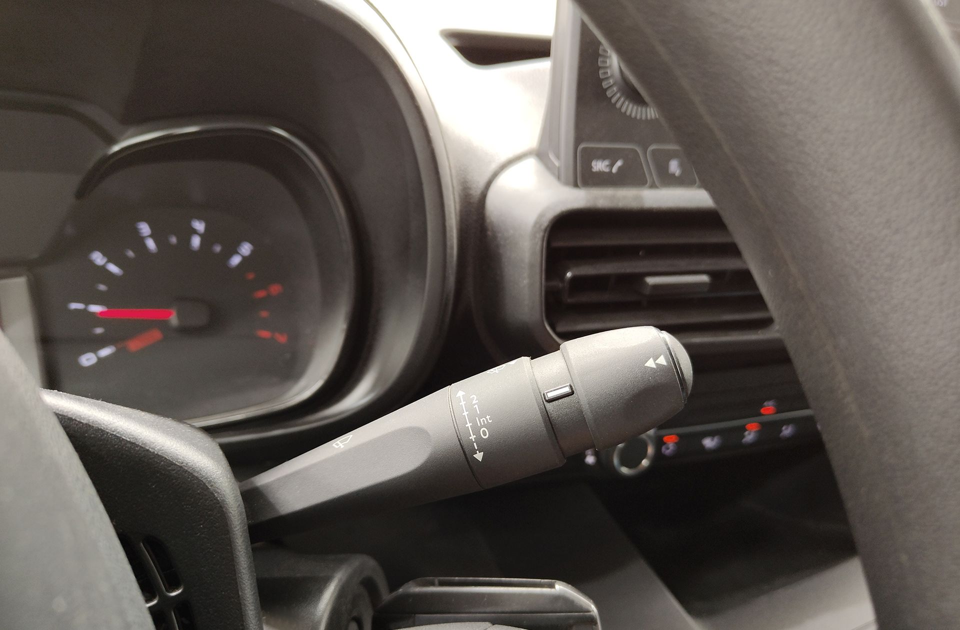 Citroën Berlingo Furgon BlueHDi 100 Talla M Control - foto 25