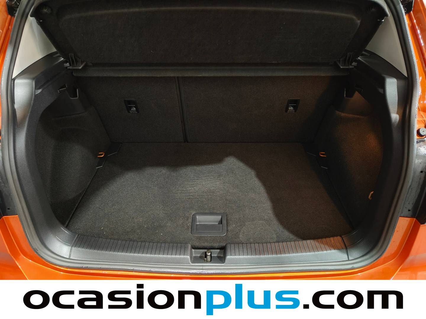 Foto Volkswagen T-Cross Volkswagen T-Cross Sport 1.5 TSI (150 CV) DSG siete plazas