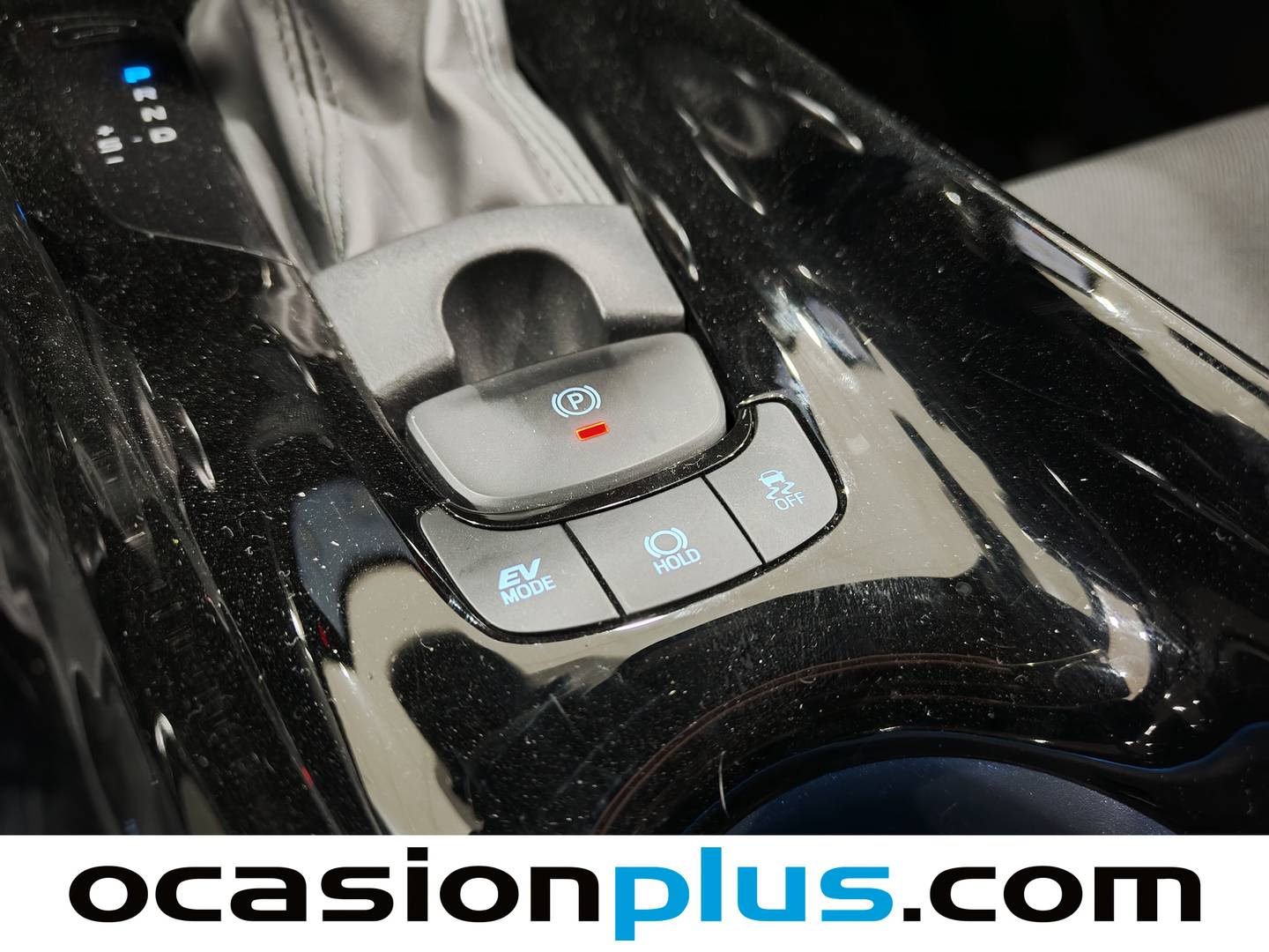 Foto Toyota C-HR Toyota C-HR 180H Advance (184 CV)