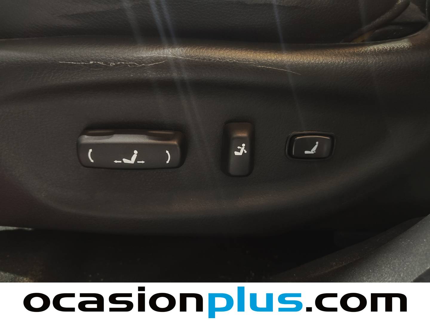 Paquetes del KIA Sorento KIA Sorento 2.2 CRDi Emotion Auto 4x4 (197 CV) 7 Plazas