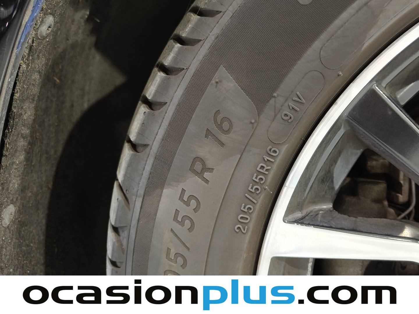 Foto Volvo V40 Volvo V40 D2 Momentum (120 CV)