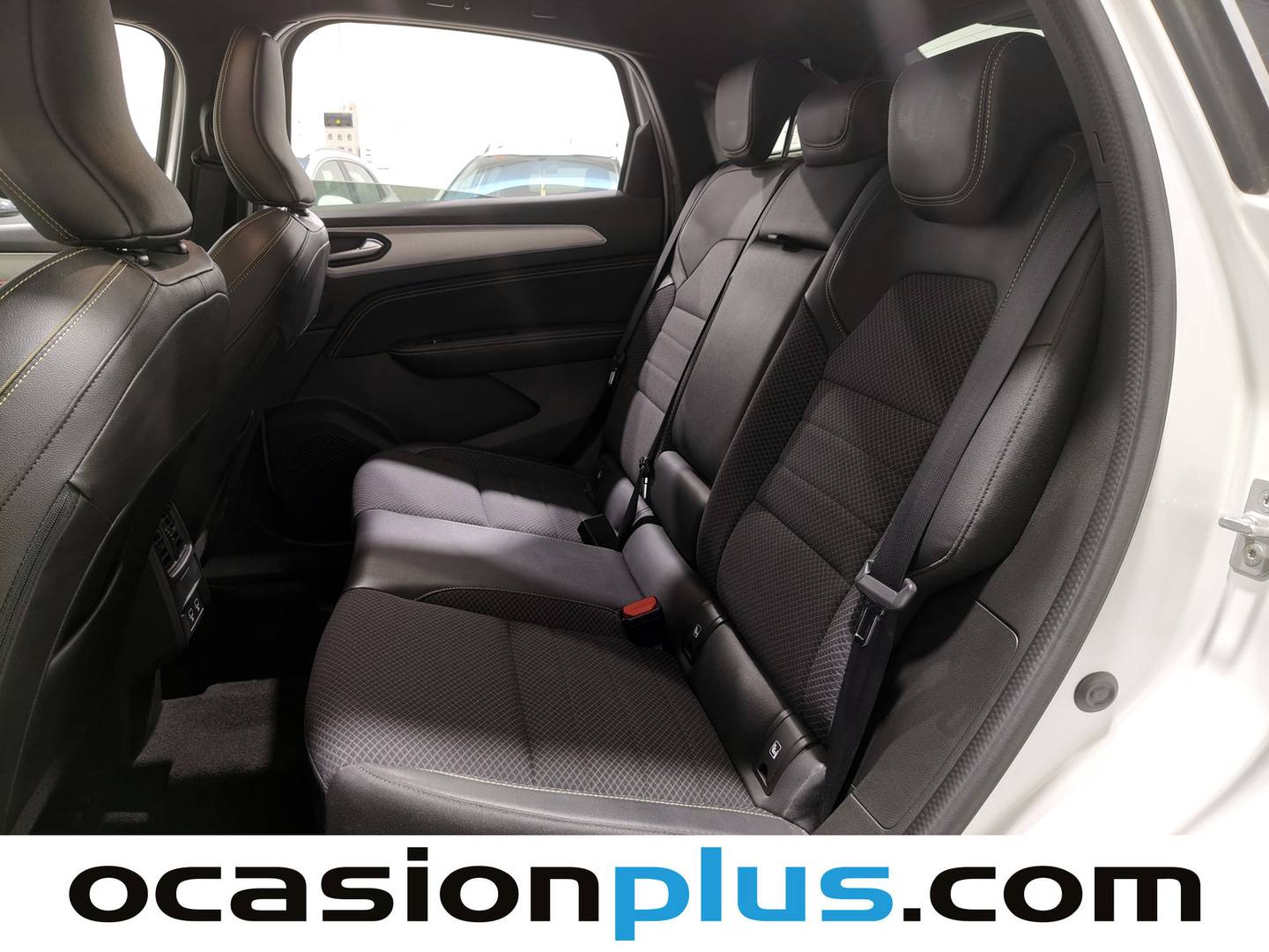Foto asientos traseros Renault Arkana Renault Arkana Techno TCe 140 Mild hybrid EDC (140 CV)