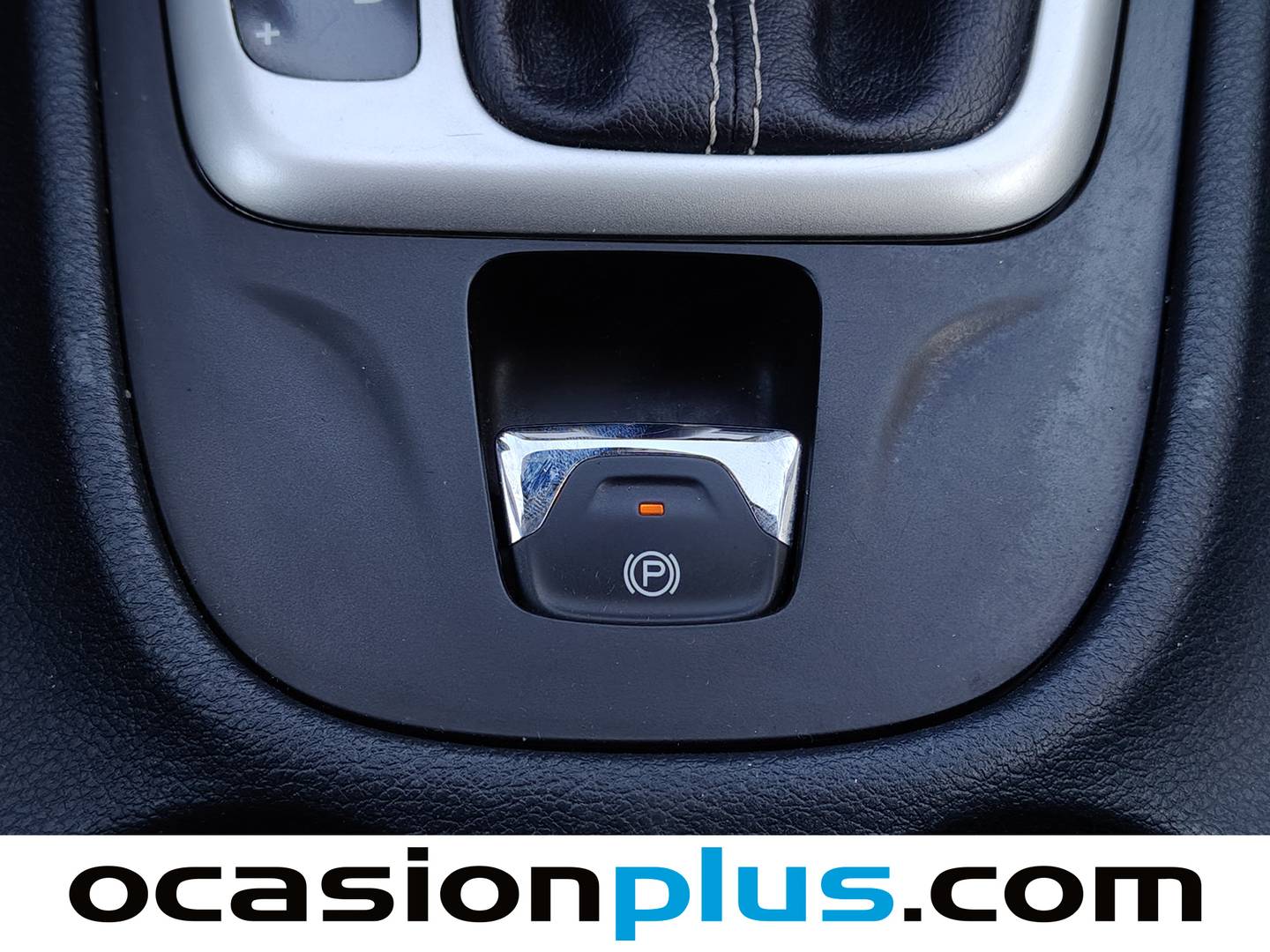 Foto Jeep Cherokee Jeep Cherokee 2.2 CRD Limited 4x4 Auto Act. D.I  (200 CV)