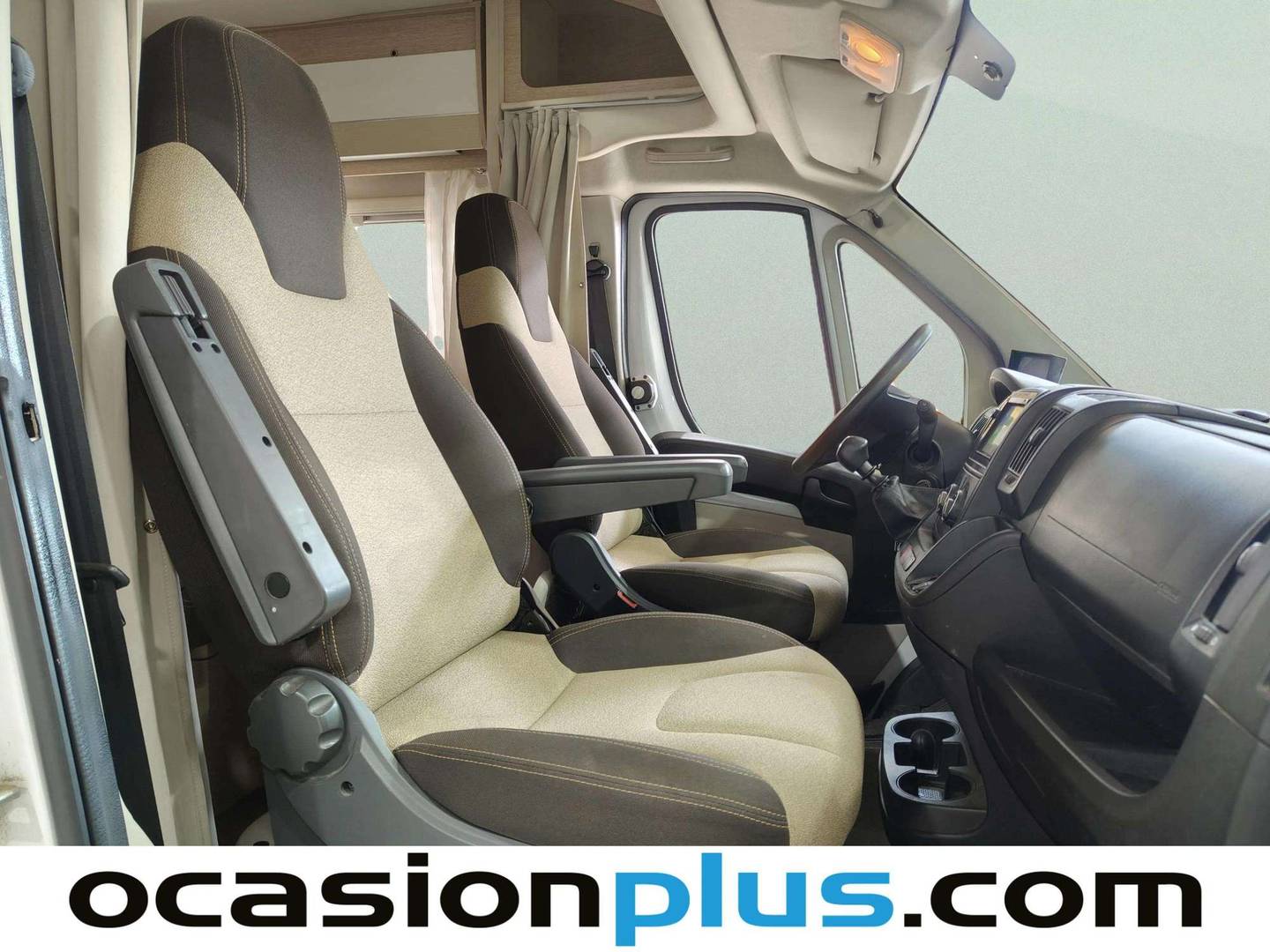 Fotos maletero Ilusion XMK Ilusion XMK 590 (163CV) 4 Plazas