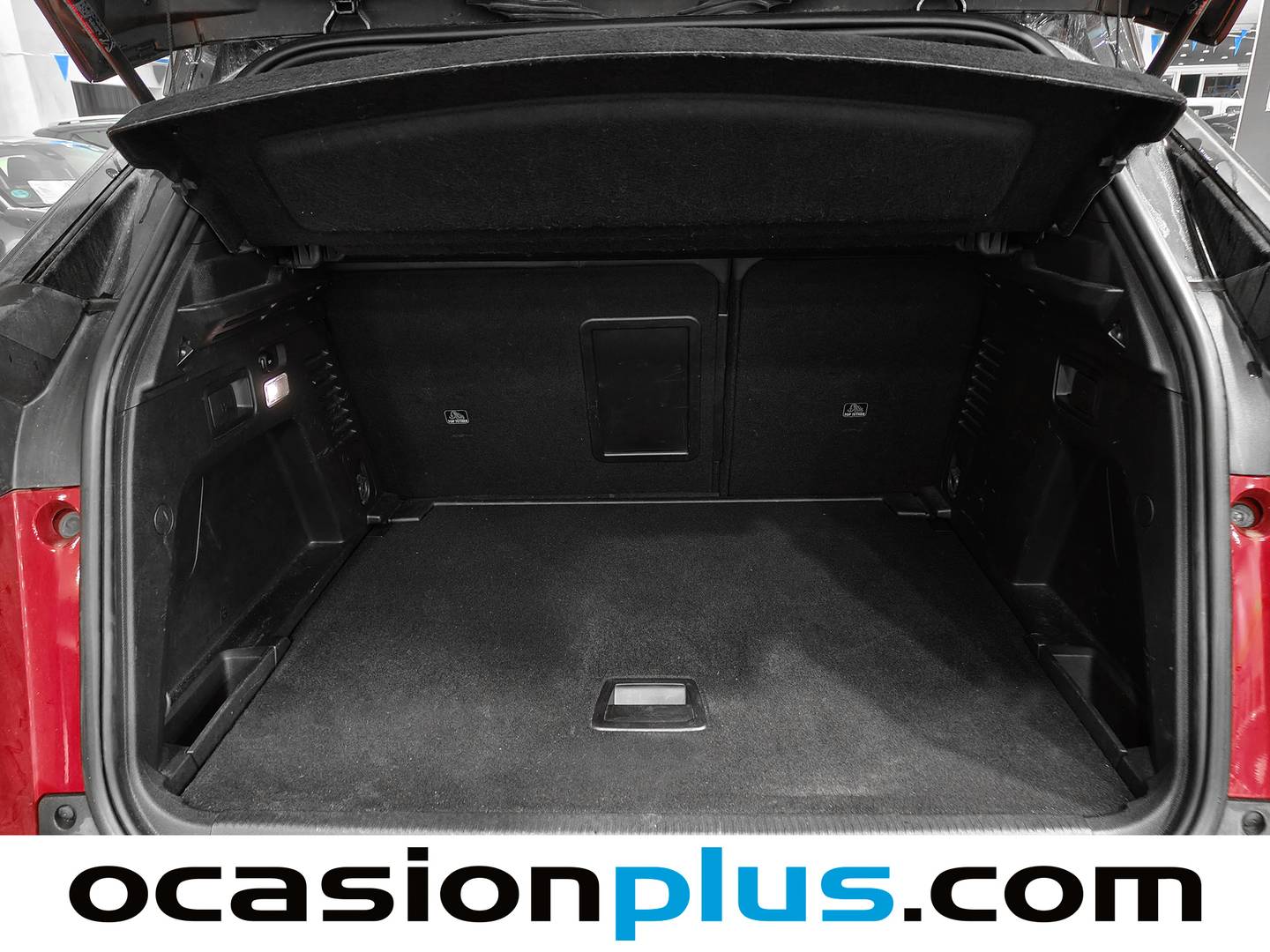 Foto Peugeot 3008 Peugeot 3008 BlueHDI 130 S&S GT Line EAT8 96 kW (130 CV)