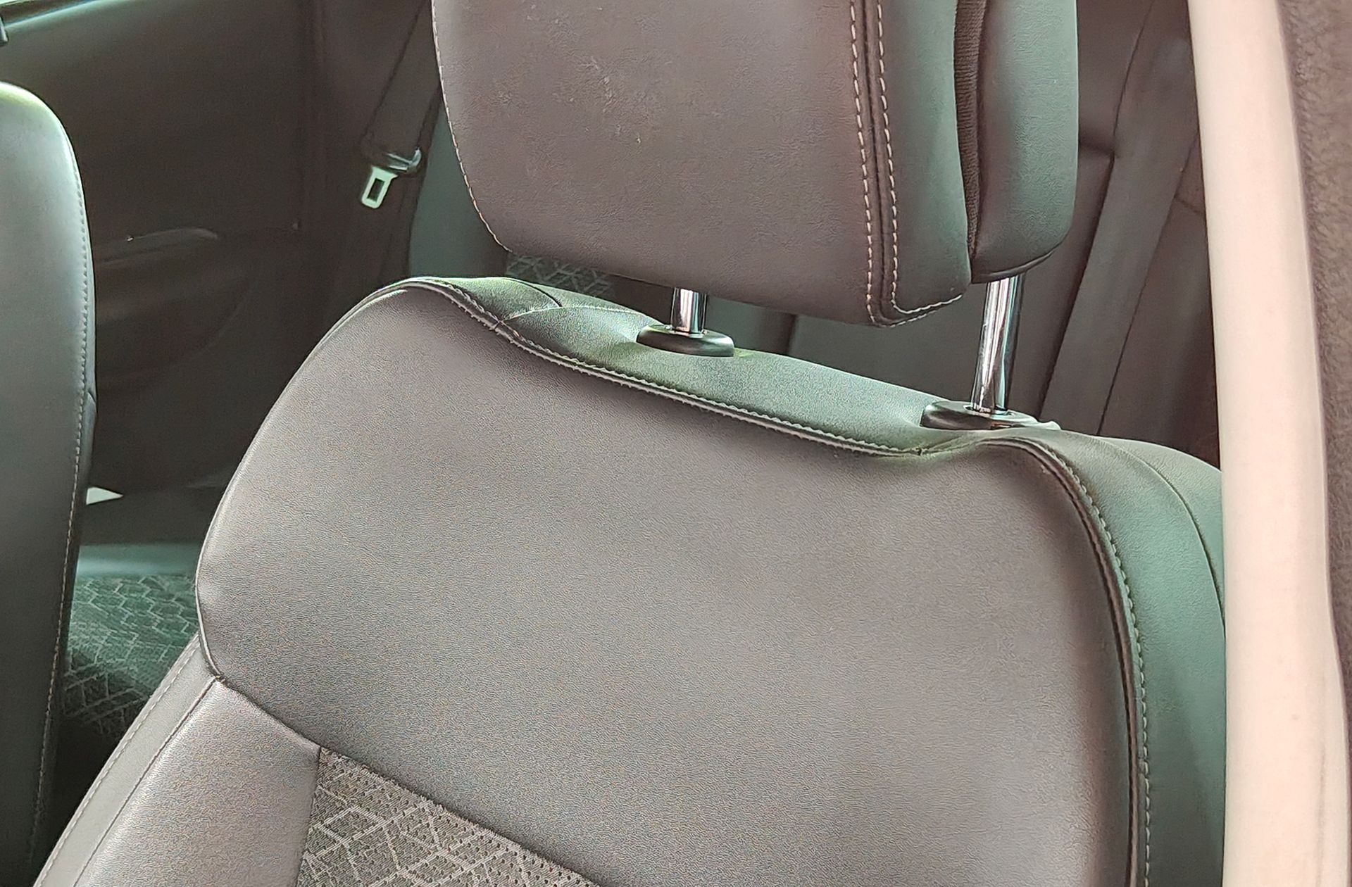 Peugeot 3008 THP 165 Allure EAT6 - foto 8