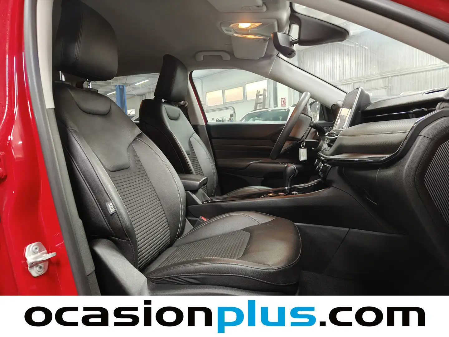 Foto Jeep Compass Jeep Compass 1.5 MHEV Night Eagle DCT 96 kW (130 CV)