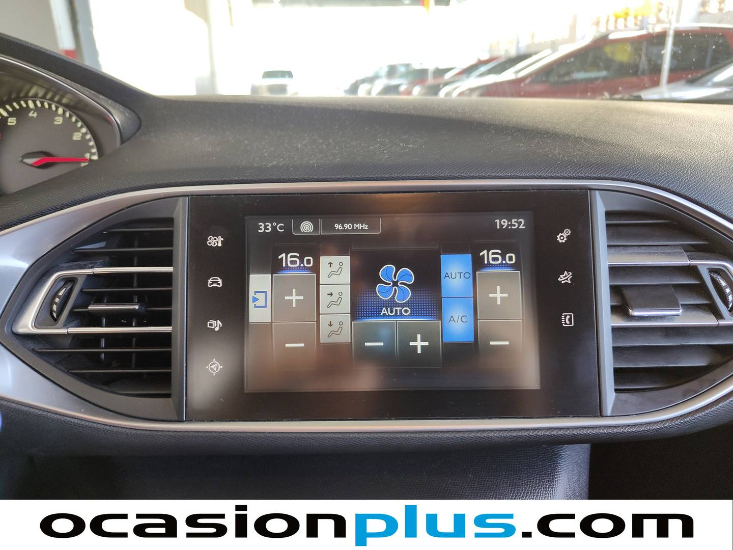 Extras del Peugeot 308 Peugeot 308 PureTech 130 S&S Style EAT6 (130 CV)
