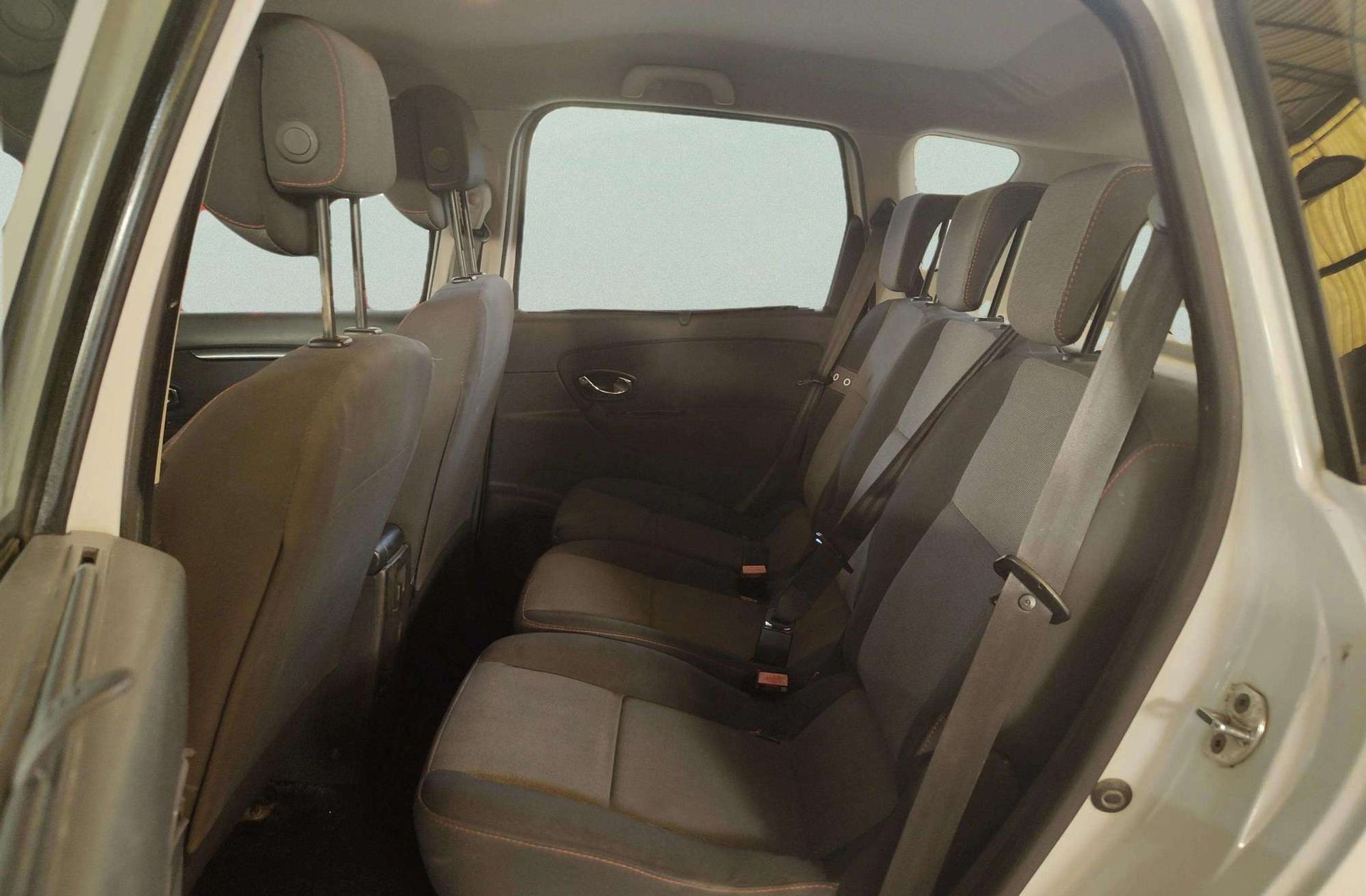 Renault Scénic dCi 95 Expression - foto 10
