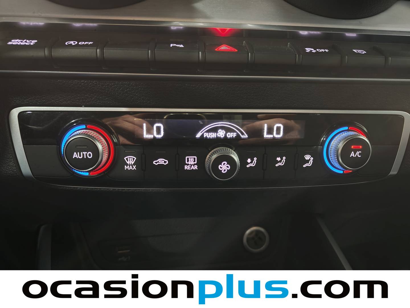 Foto Audi Q2 Audi Q2 Adrenalin 30 TDI (116 CV) S tronic Pack S-Line