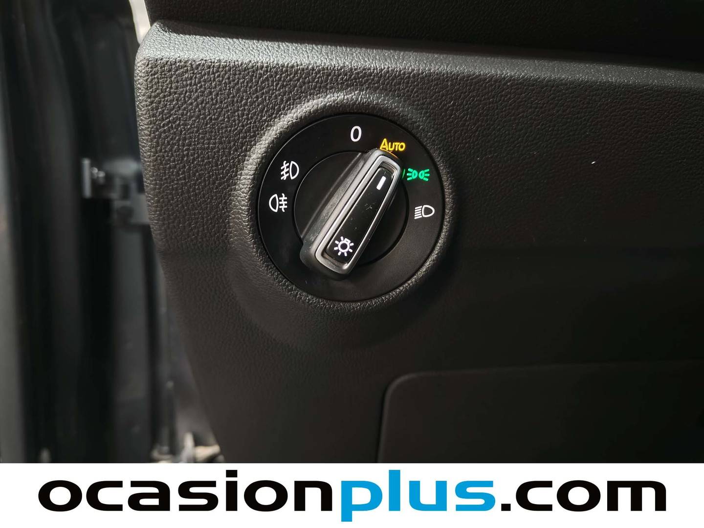 Volkswagen T-Roc Volkswagen T-Roc Advance R-Line 1.0 TSI (110 CV) R-Line 1.0 TSI 81 kW (110 CV) 2022