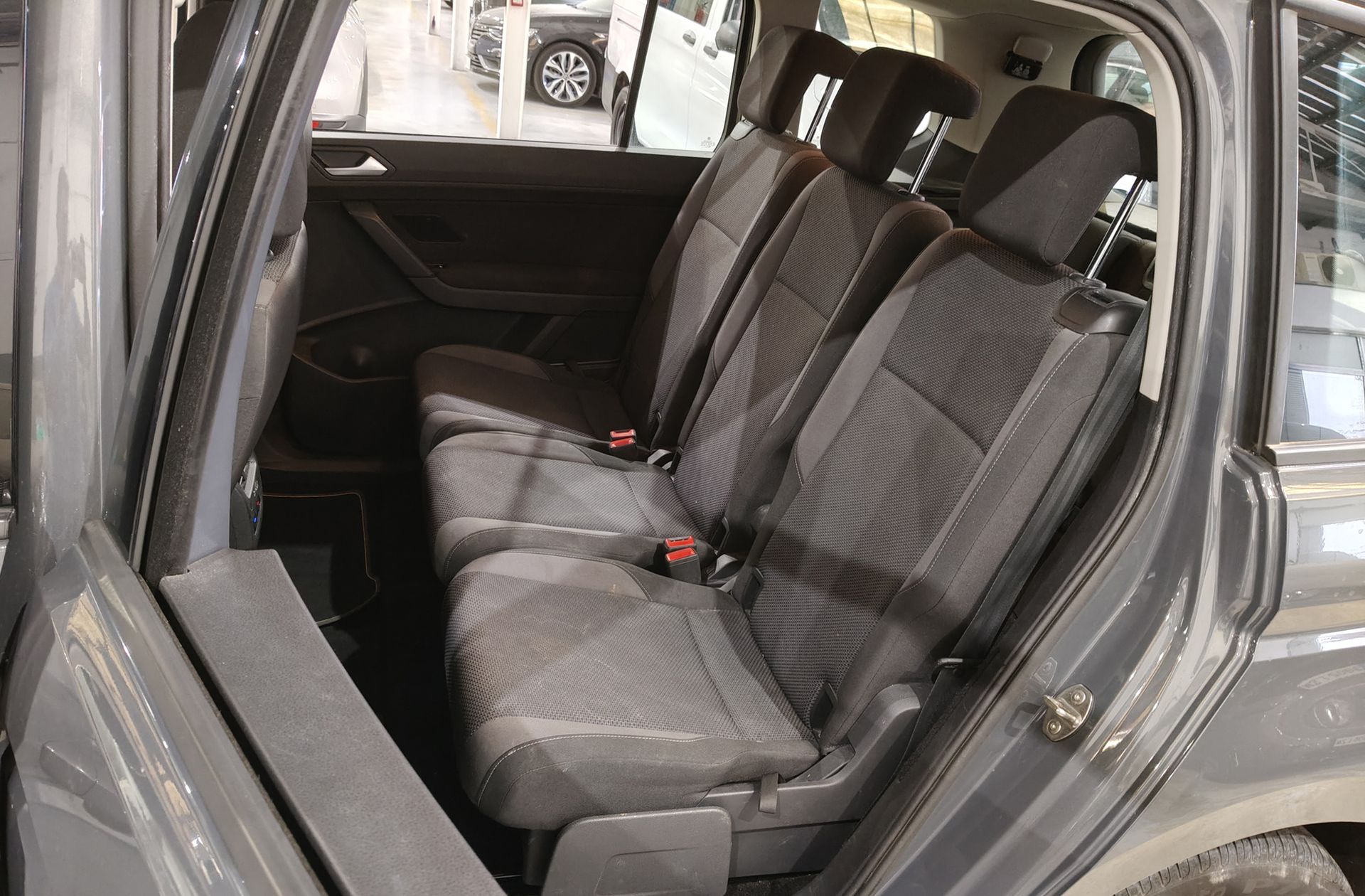 Volkswagen Touran Business 1.5 TSI 7 plazas DSG - foto 11