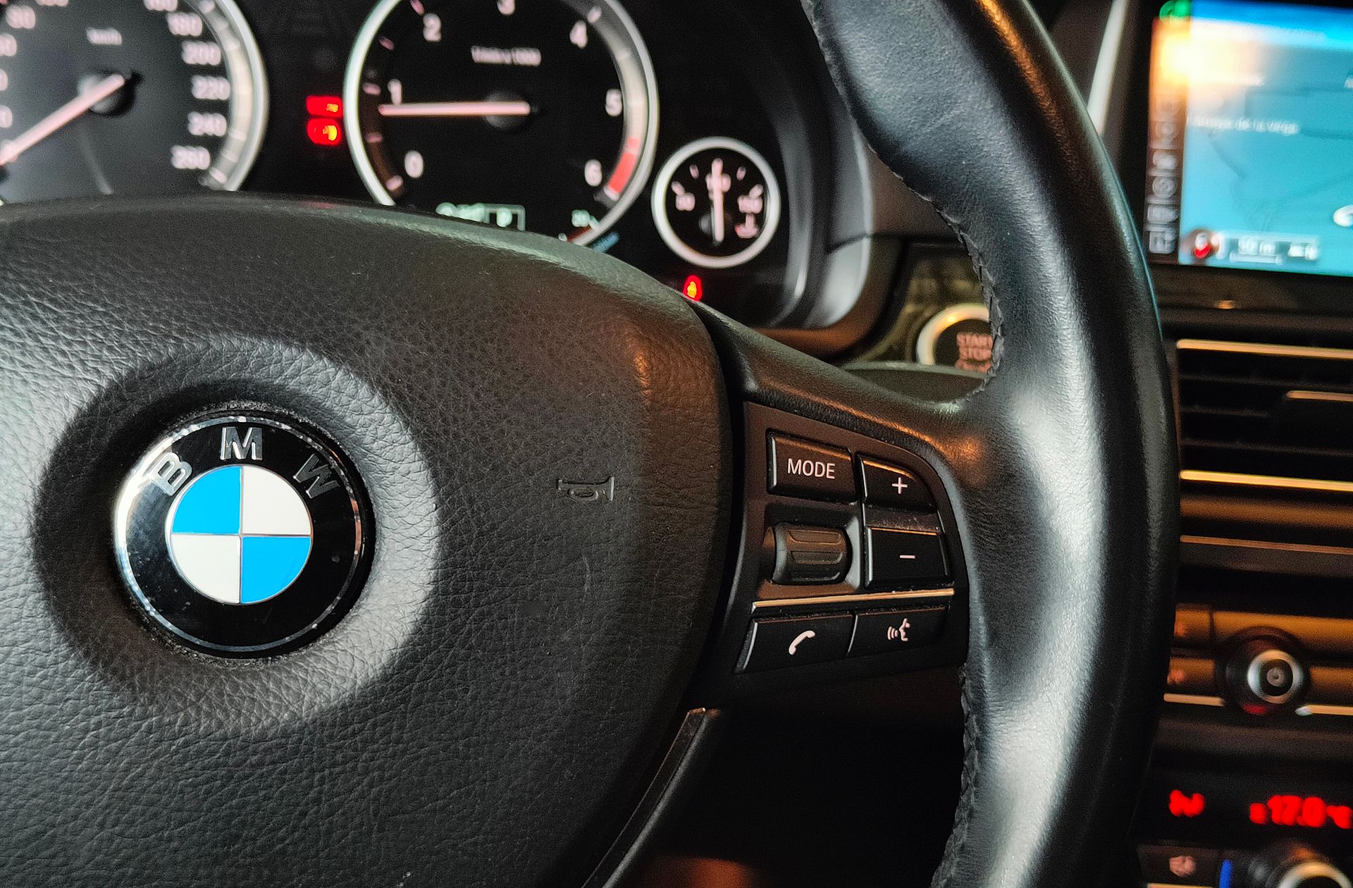 BMW Serie 5 520d - foto 27
