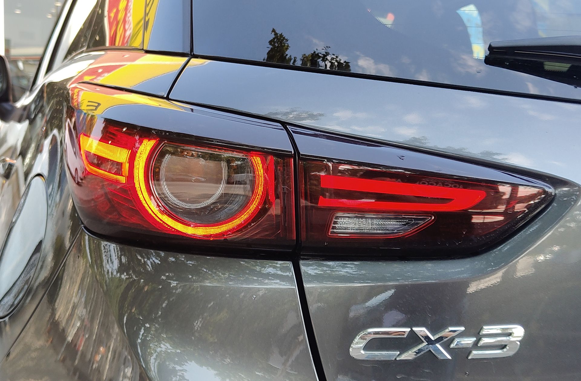 Mazda CX-3 1.8 D Zenith 2WD - foto 17