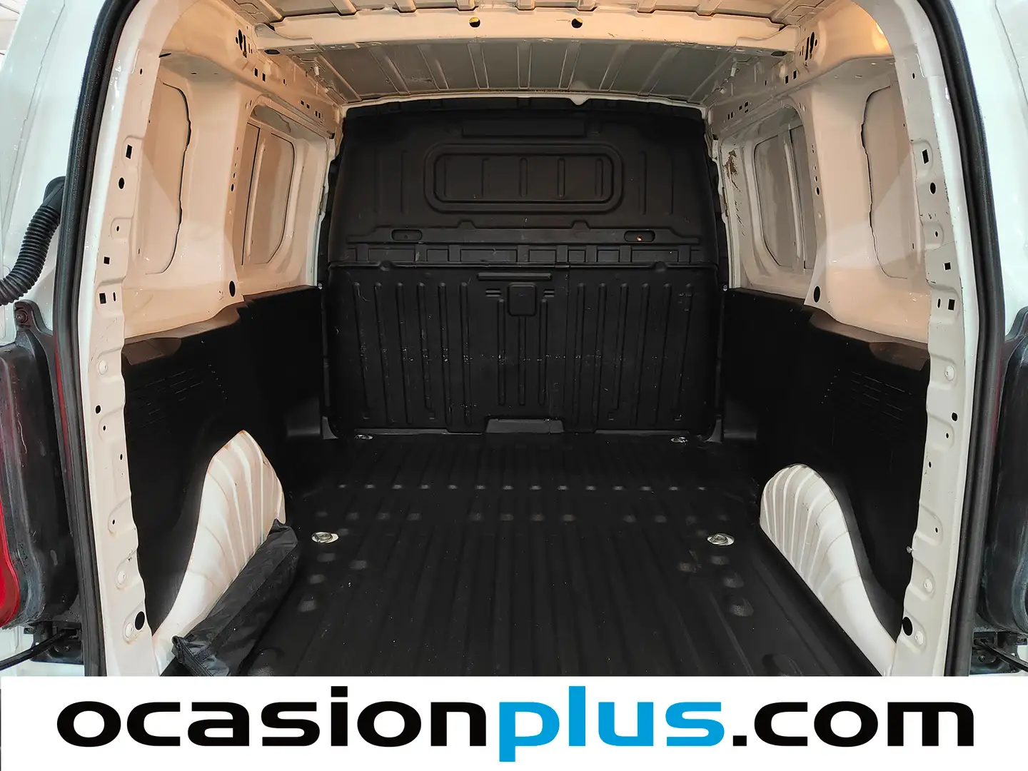 Foto Peugeot Partner Peugeot Partner Furgon BlueHDi 100 S&S Pro Standard 600kg (98 CV)