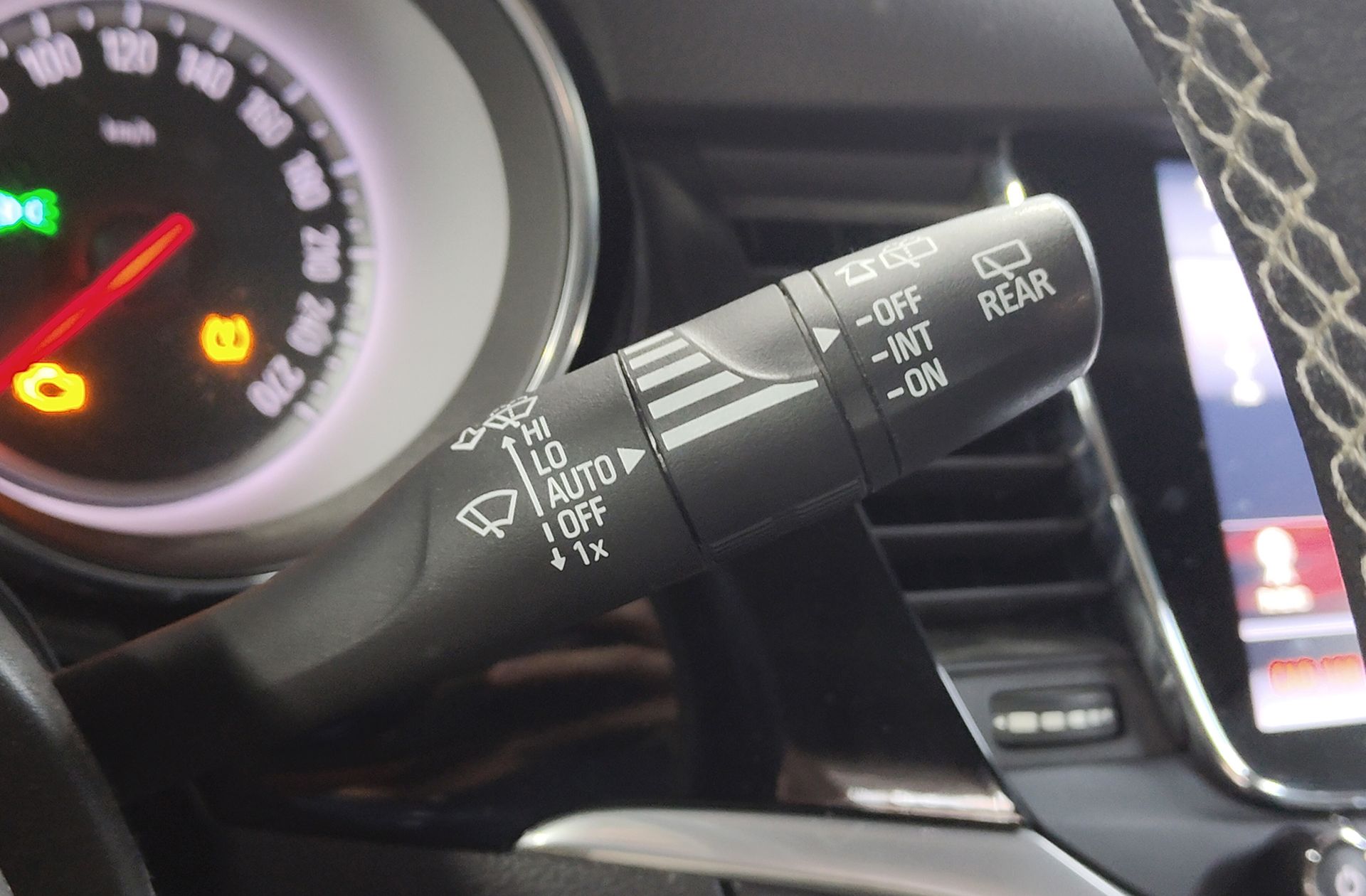 Opel Astra 1.6 CDTi Excellence - foto 30