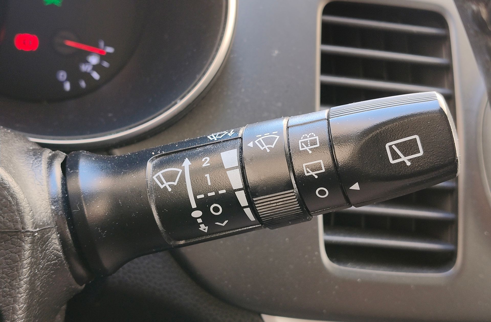 Kia Picanto 1.0 Cvvt Eco-Dynamics x-Tech16 - foto 25