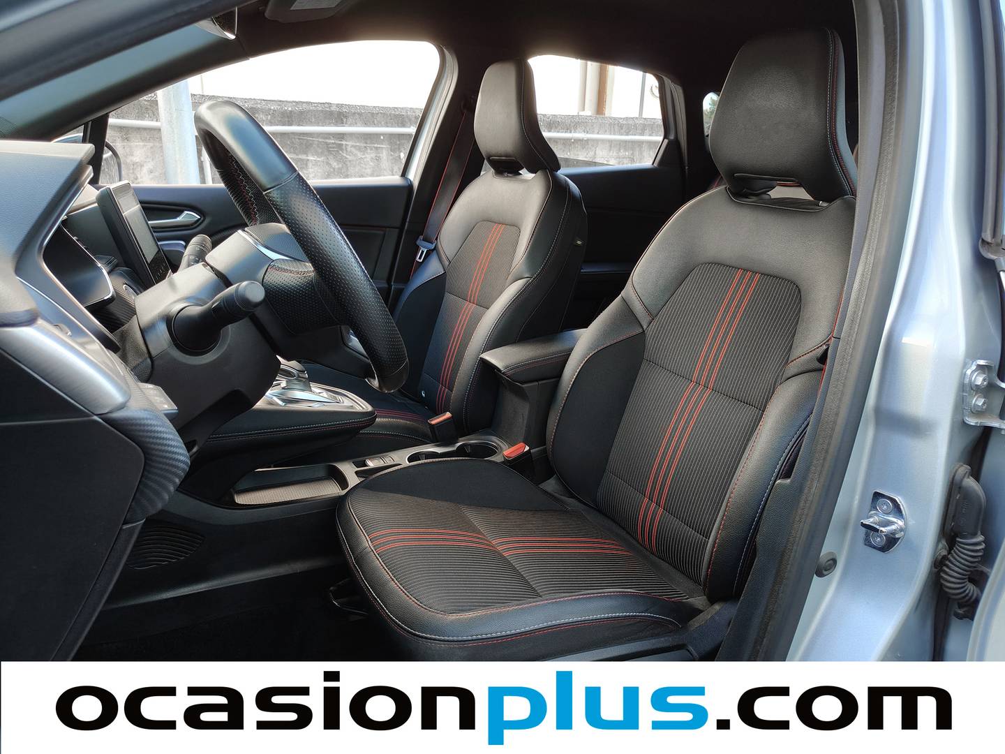 Foto asientos delanteros Renault Captur Renault Captur RS Line E-Tech Híbrido (160 CV)
