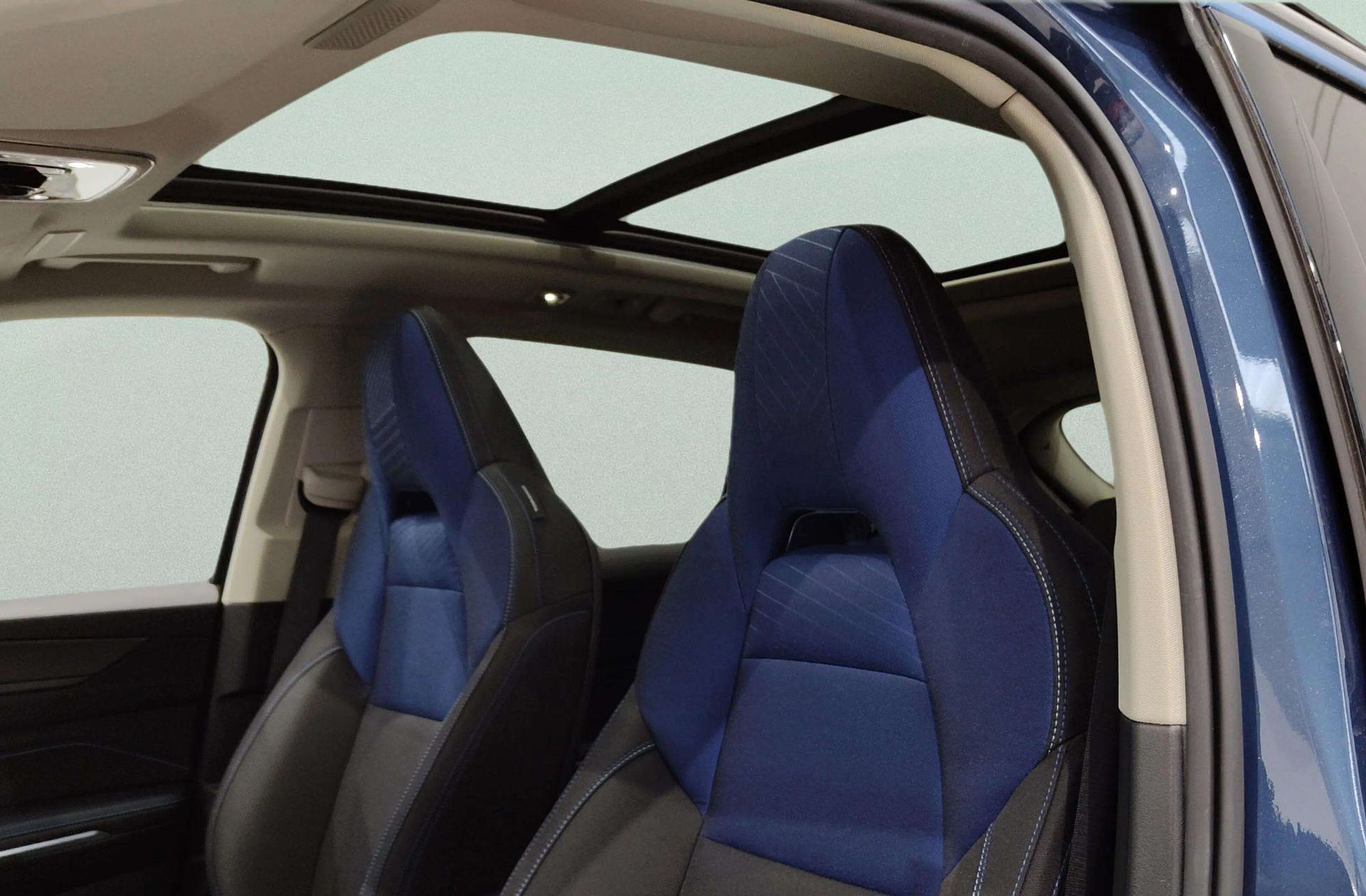 Lynk & Co 01 1.5 PHEV - foto 6