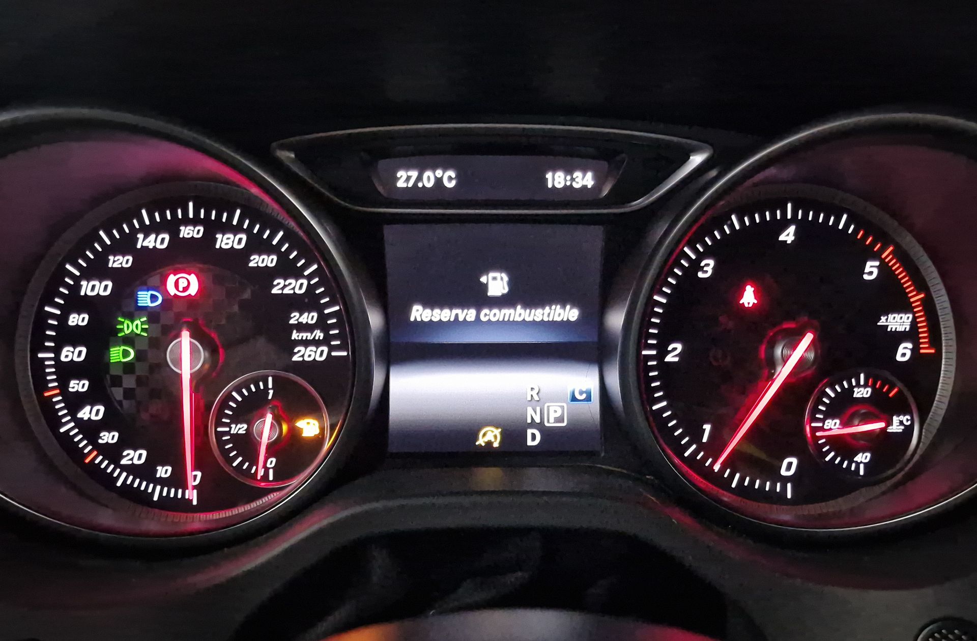 Mercedes-Benz Clase A 200 d Pack AMG - foto 27