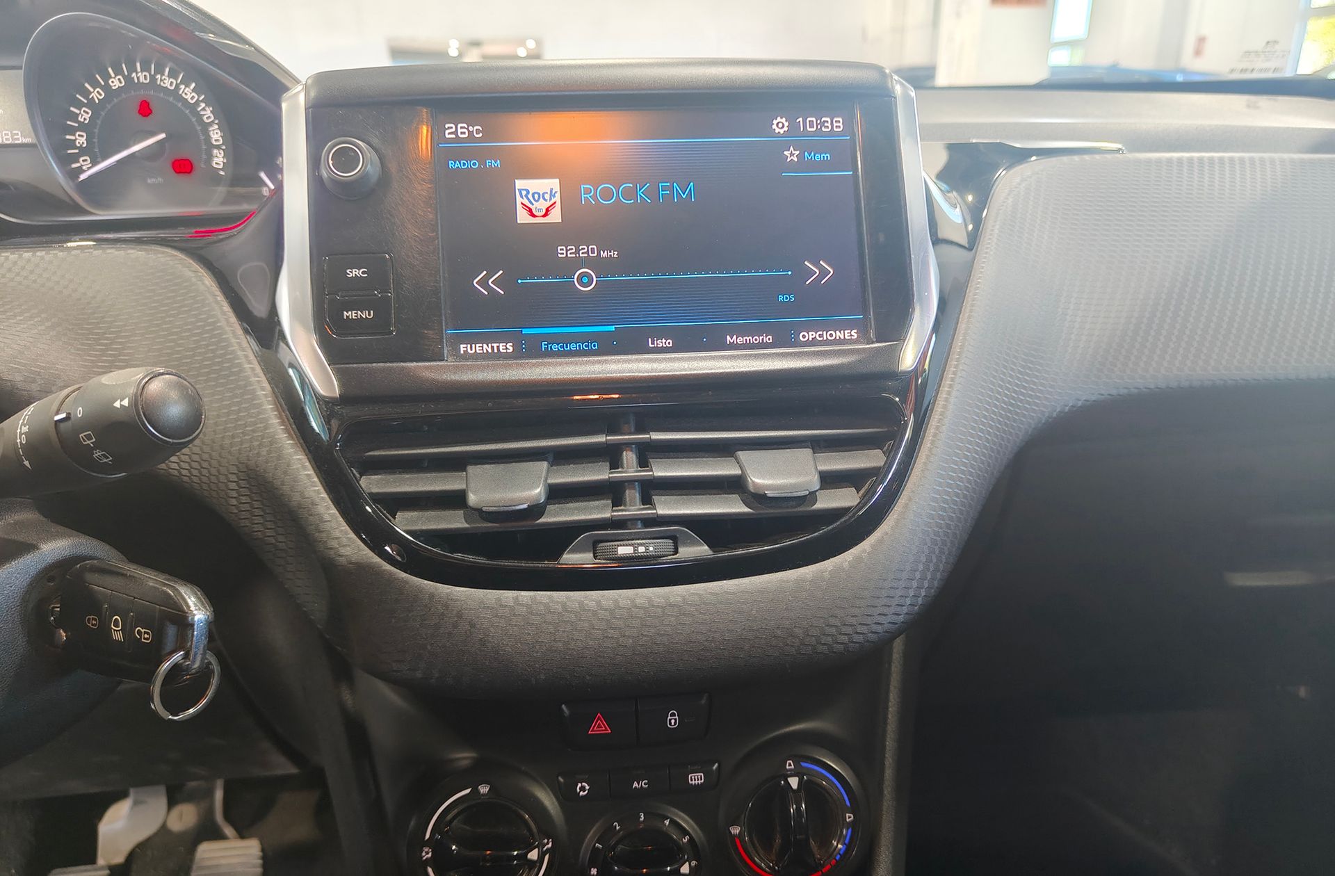 Peugeot 208 1.2 PureTech Style - foto 24