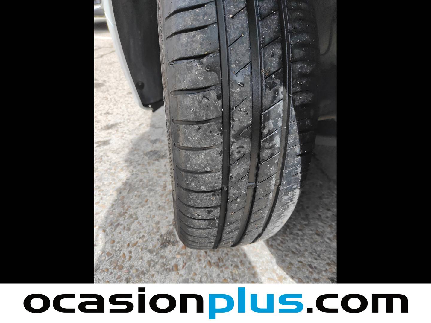 Ford Tourneo Courier Ford Tourneo Courier 1.0 EcoBoost Ambiente (100 CV) de segunda mano