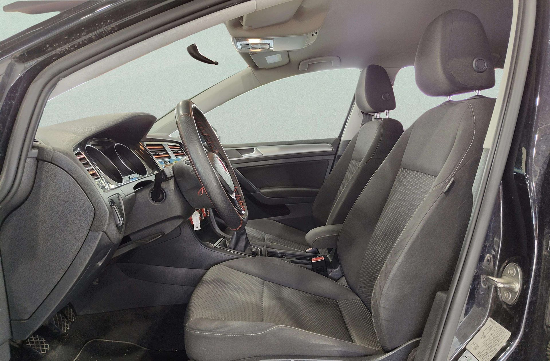 Volkswagen Golf Edition 1.0 TSI - foto 9