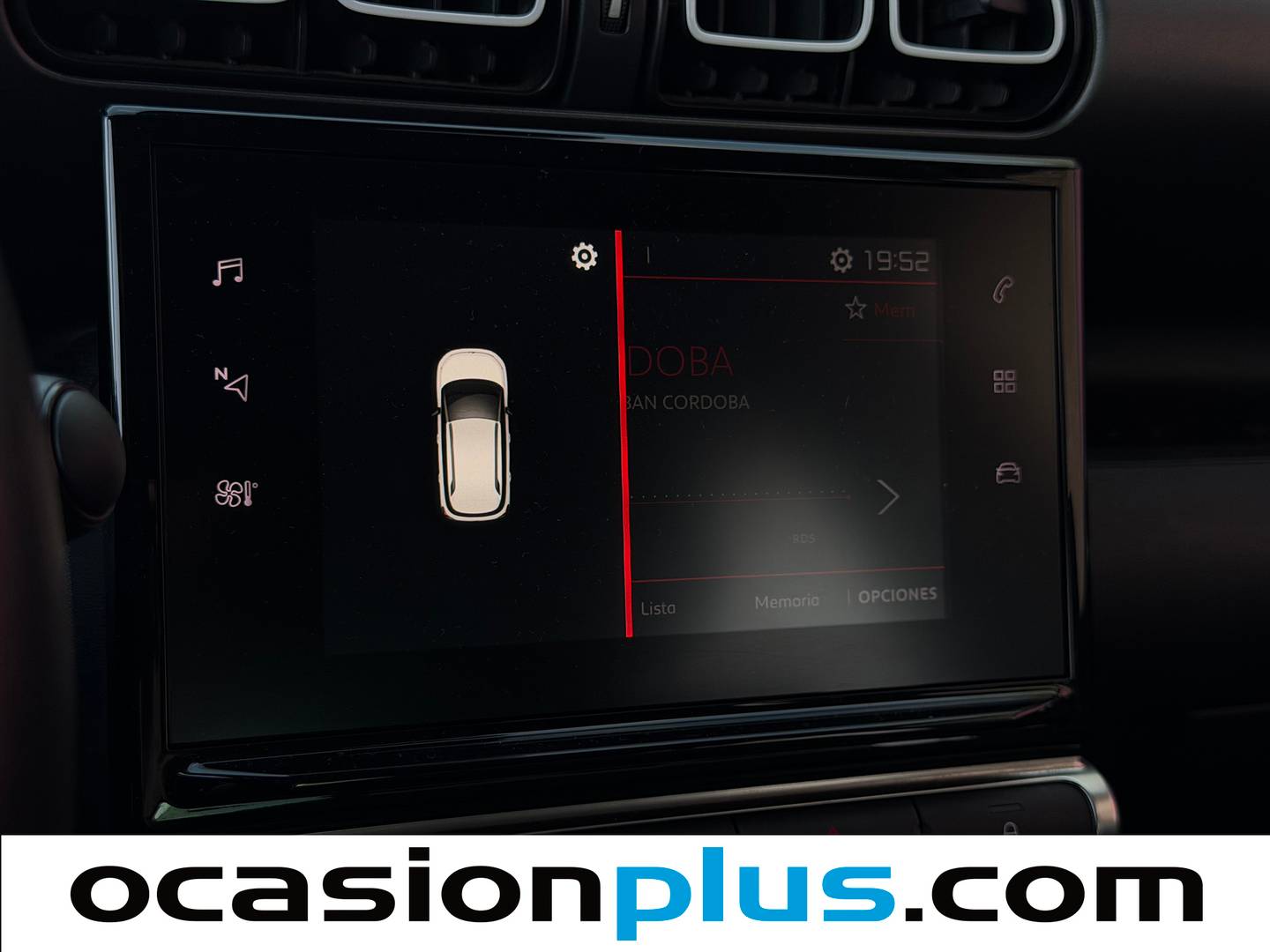 Equipamiento del Citroën C3 Aircross Citroen C3 Aircross PureTech 110 S&S Shine 81 kW (110 CV)