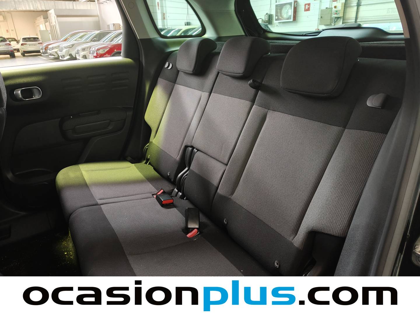 Foto Citroën C3 Aircross Citroen C3 Aircross PureTech 130 Shine Pack EAT6  (131 CV)