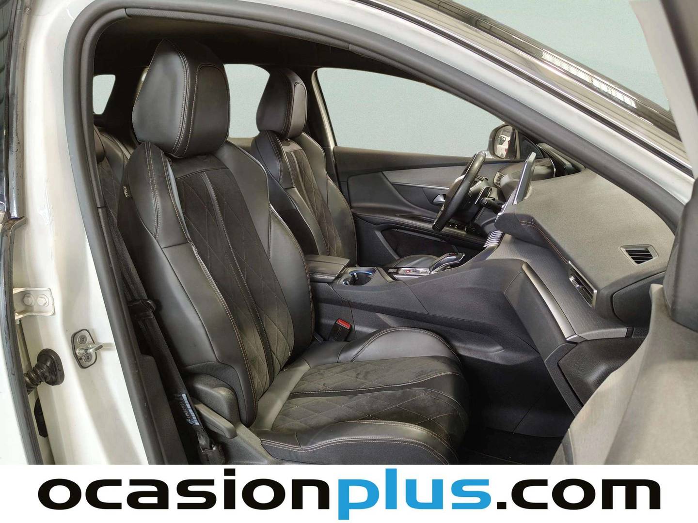 Peugeot 3008 Peugeot 3008 BlueHDI 180 S&S GT EAT8 (180 CV) automático