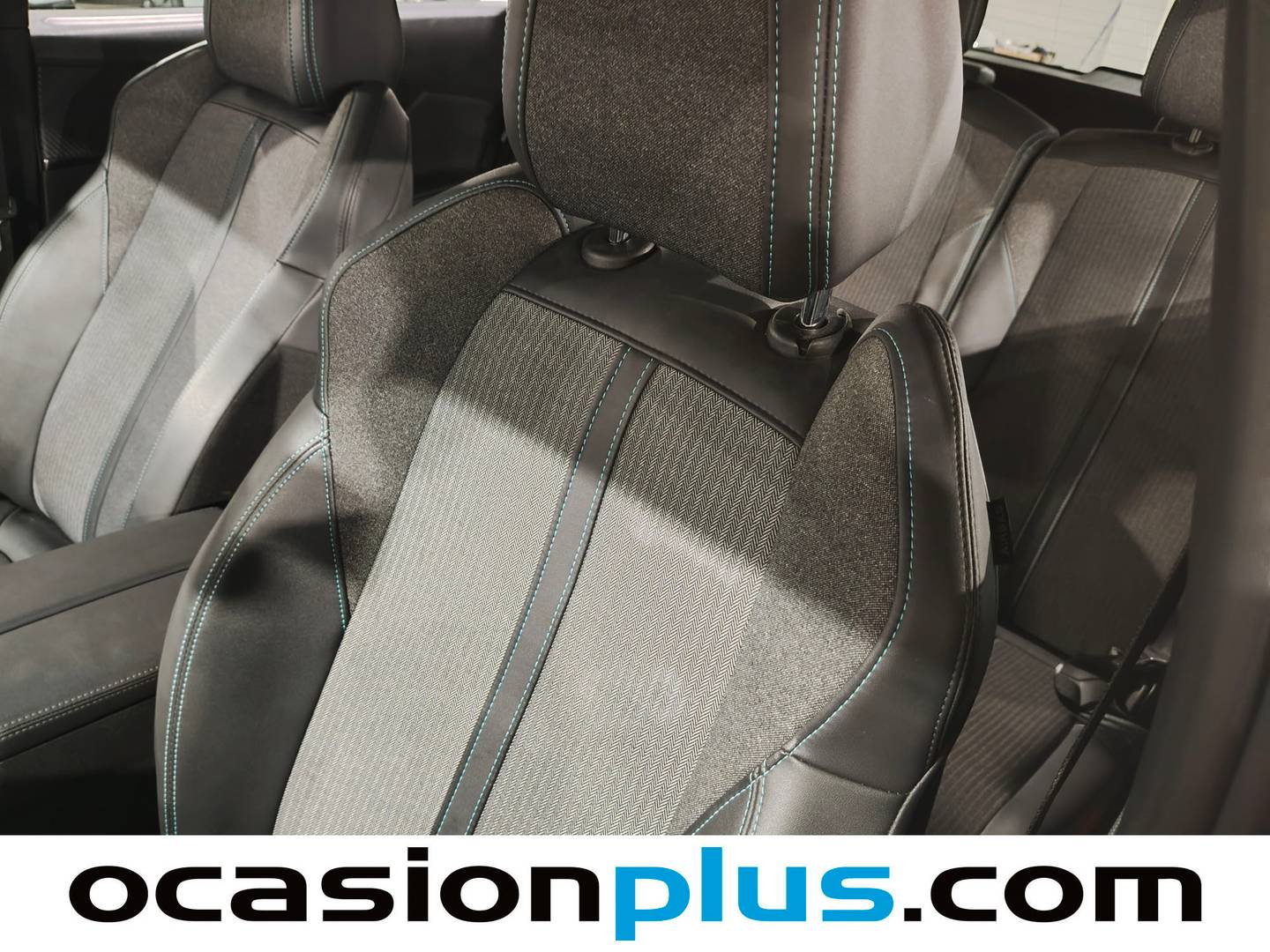 Foto Peugeot 5008 Peugeot 5008 BlueHDI 130 S&S Allure Pack EAT8 (130 CV)