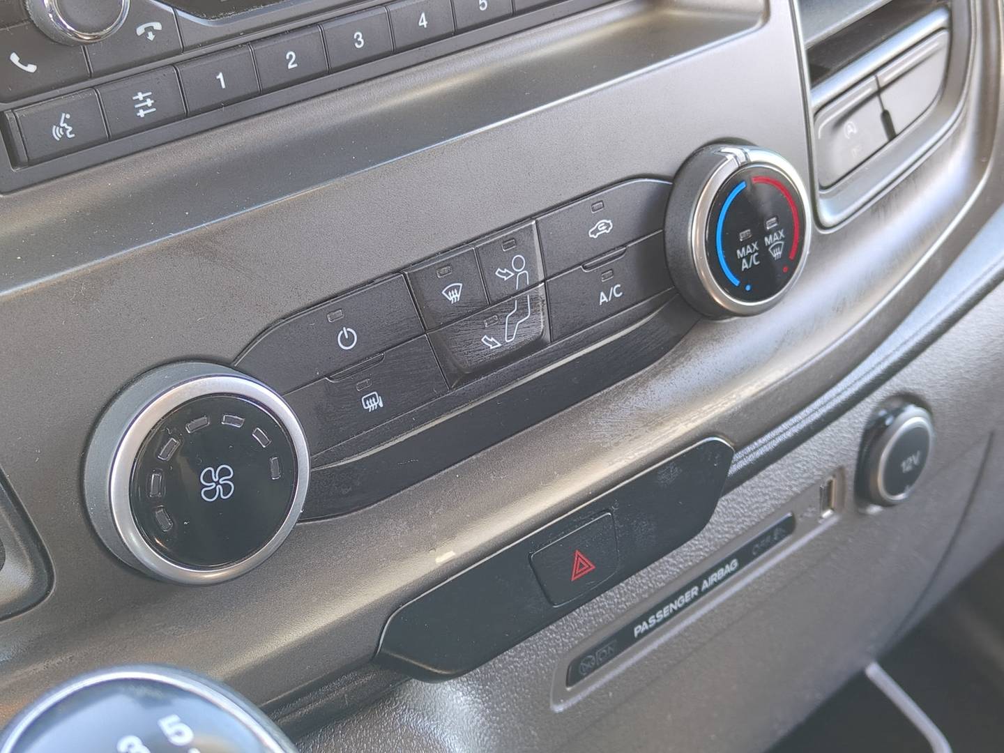 Foto Ford Tessoro Ford Tessoro 463 UP (170 CV)