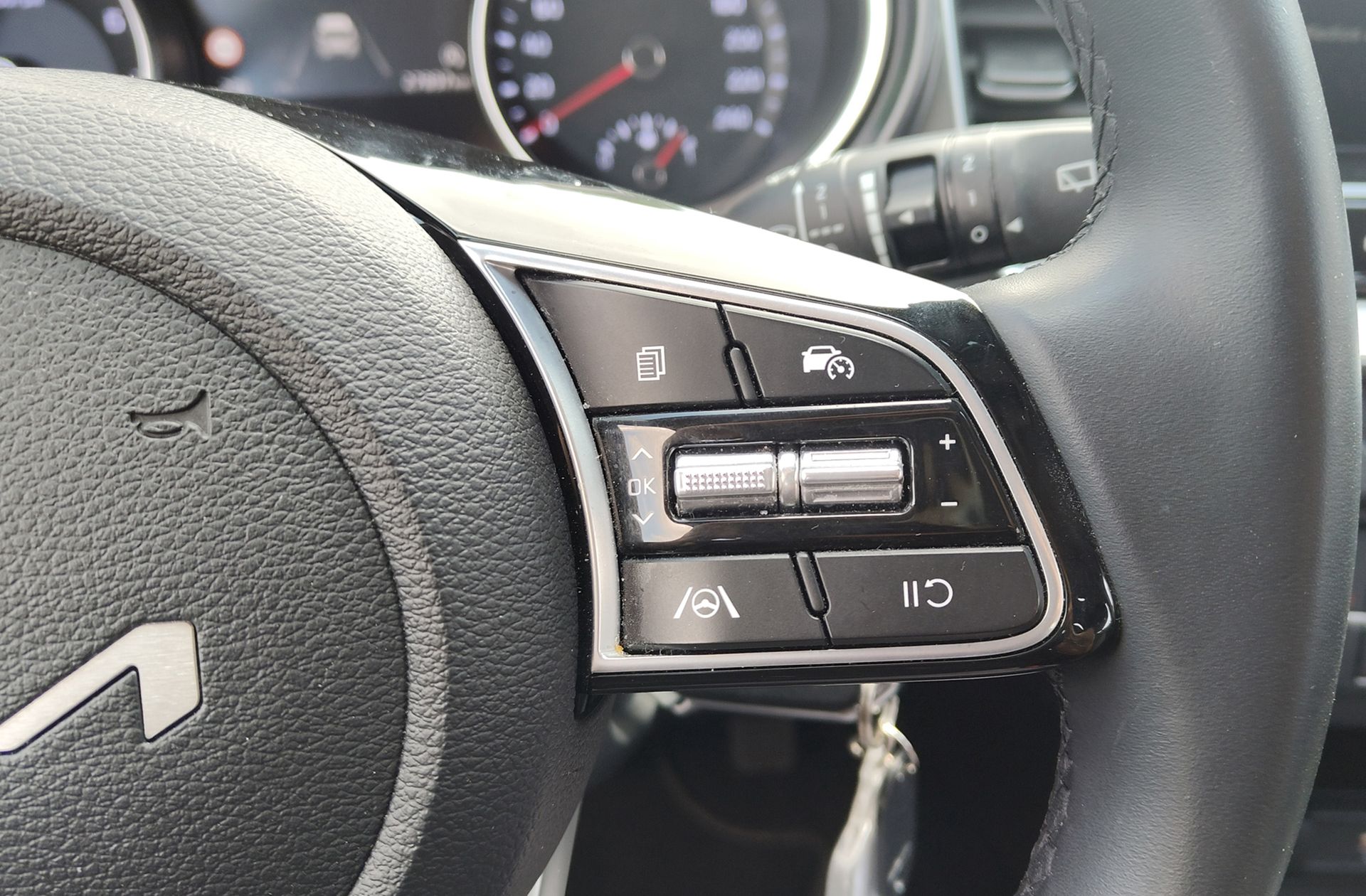 Kia XCeed 1.0 T-GDi Drive - foto 26