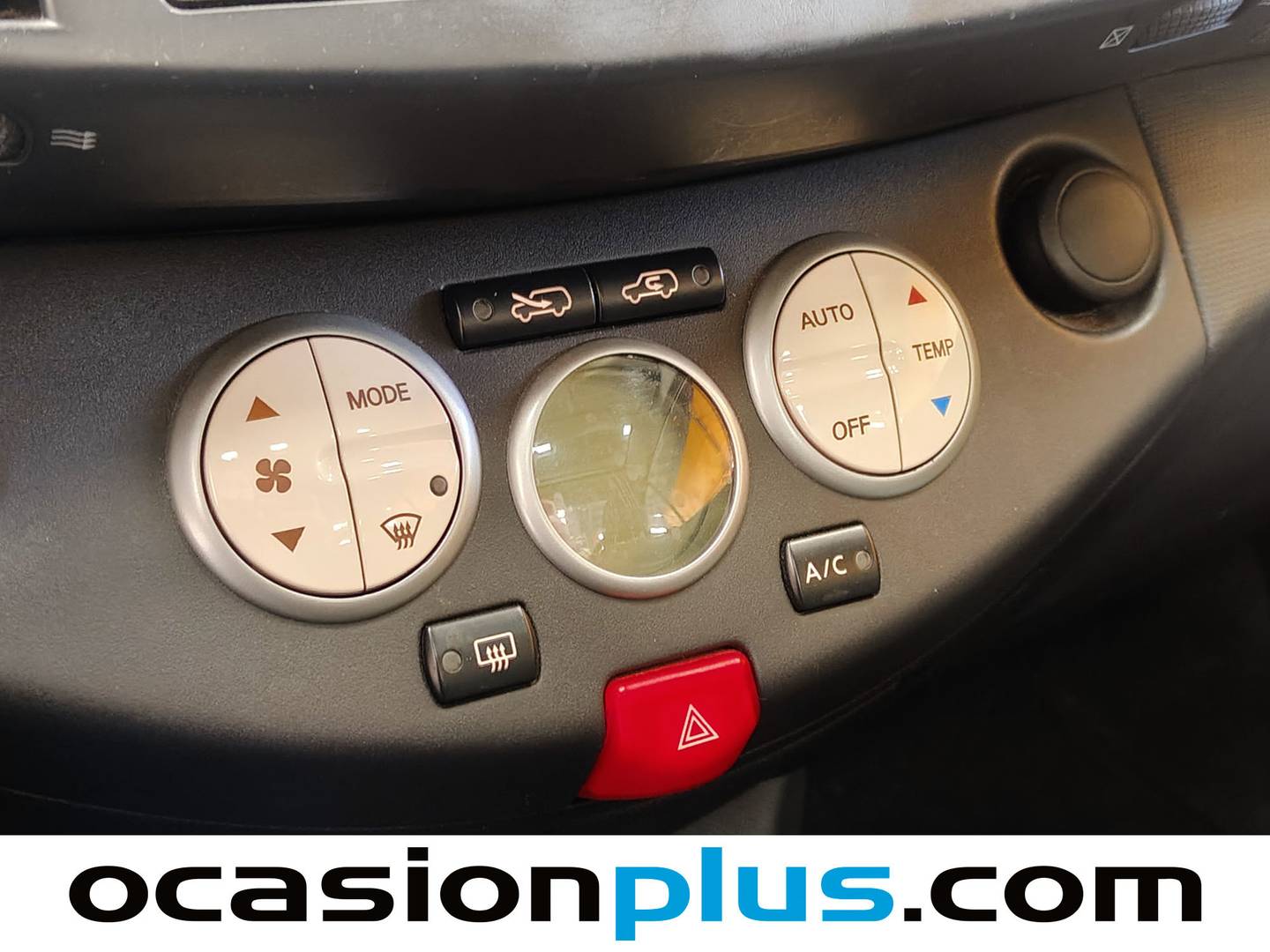 Nissan Micra Nissan Micra C+C 1.4i Tekna (88 CV) de segunda mano