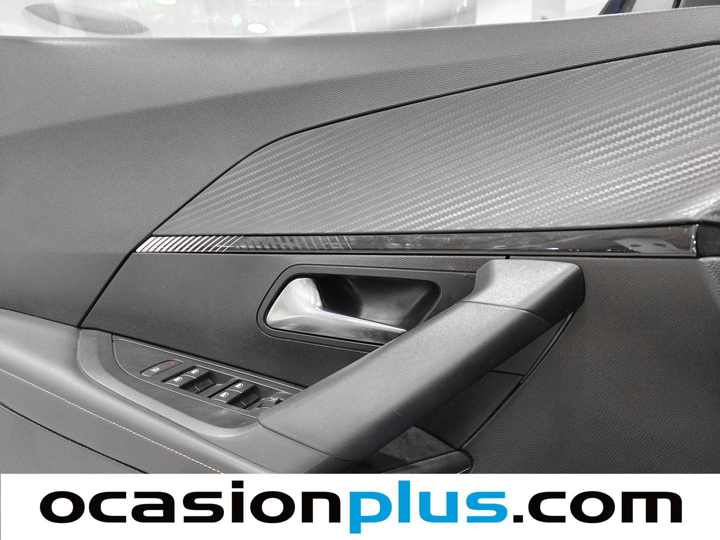 Foto Peugeot 2008 Peugeot 2008 PureTech 100 S&S Allure  (100 CV)