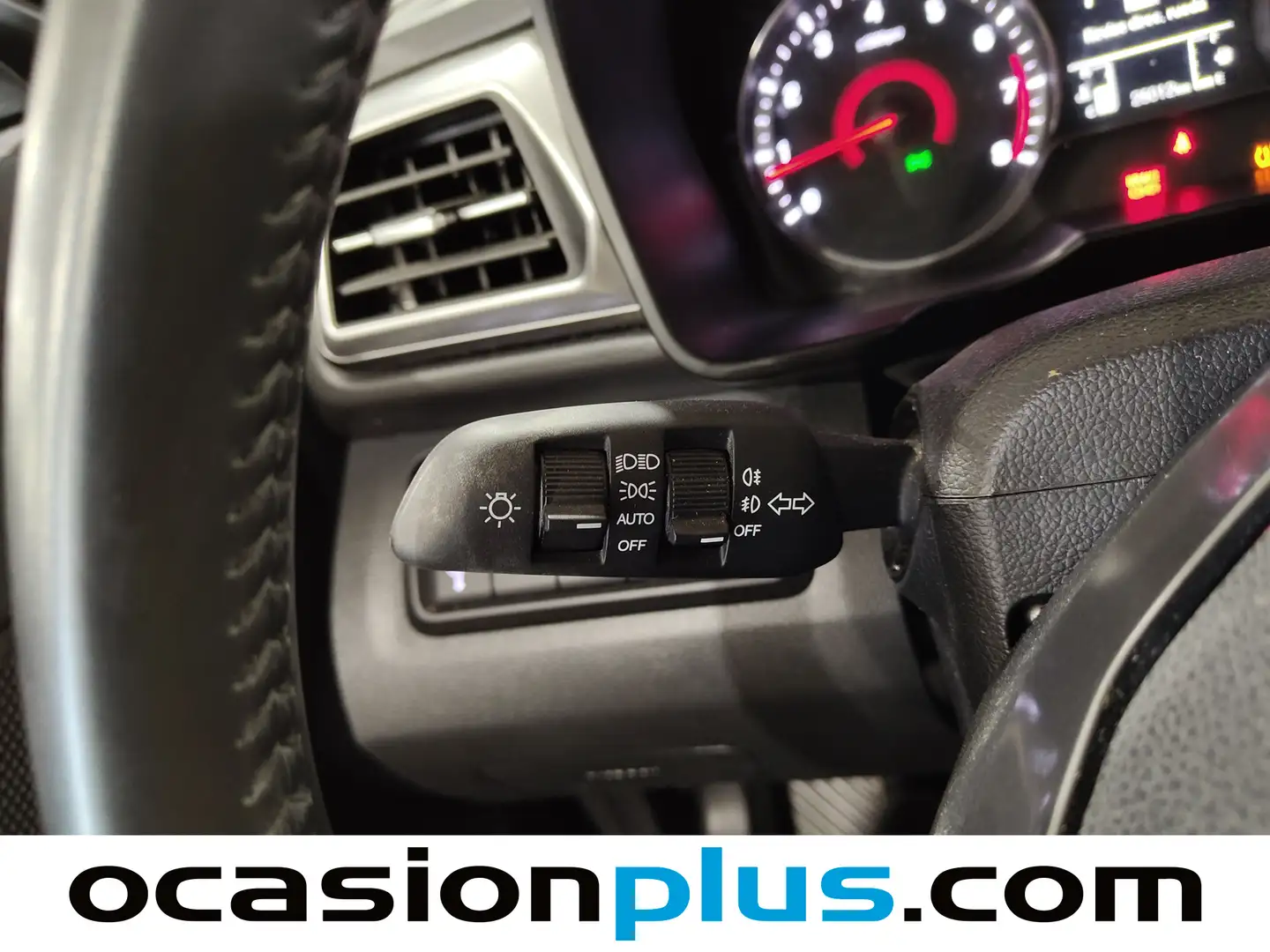 Foto KGM Tivoli KGM Tivoli G15T LP Urban Plus (135 CV)