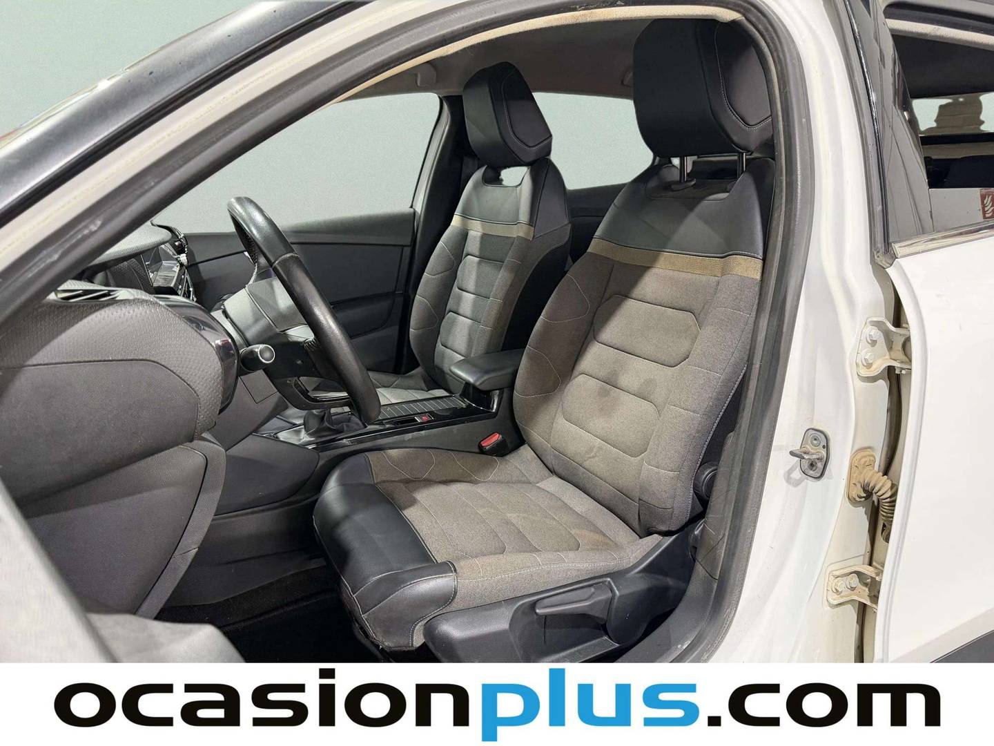 Foto Citroën C4 Citroen C4 BlueHDi 110 S&S Feel Pack (110 CV)