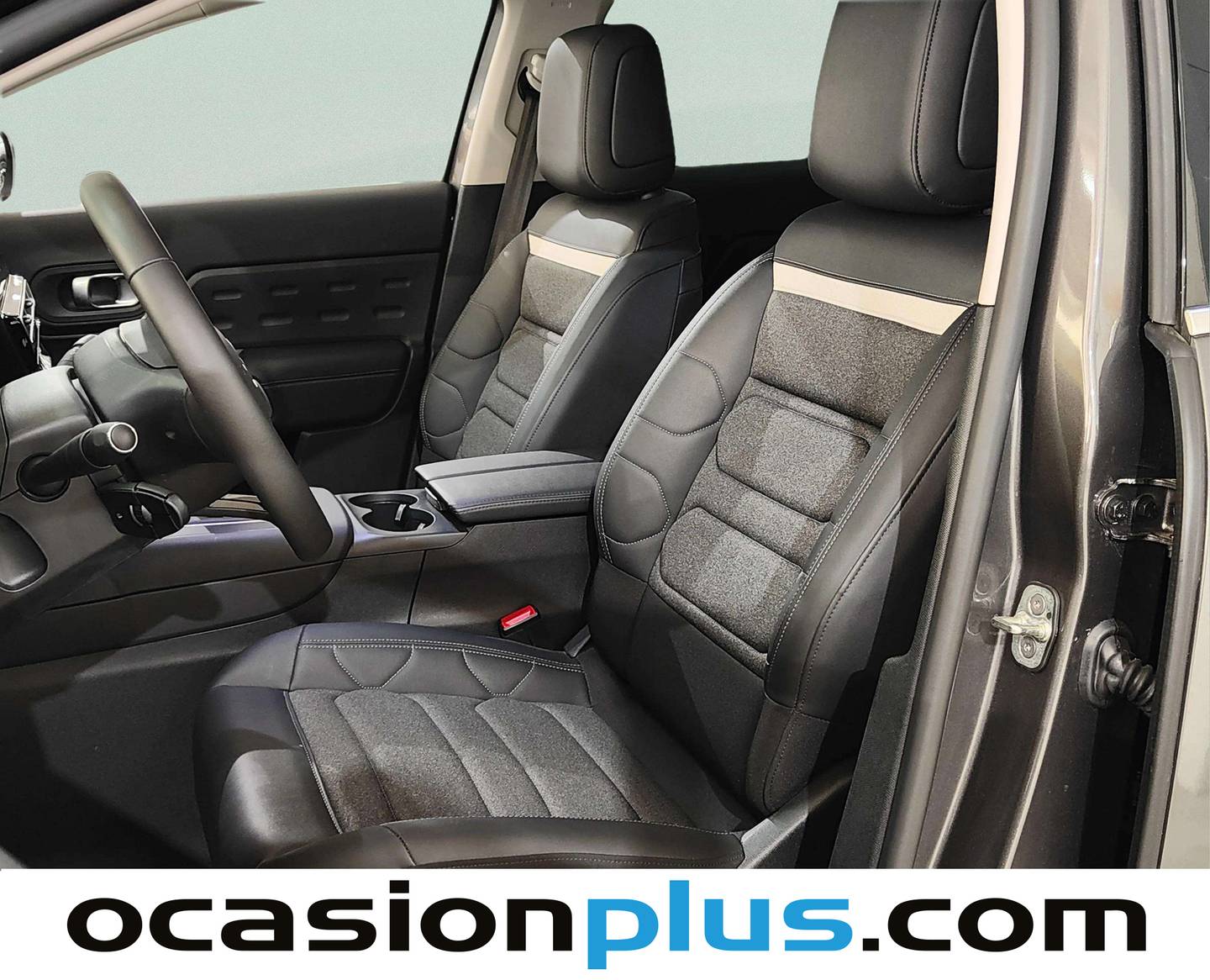 Foto asientos delanteros Citroën C5 Aircross Citroen C5 Aircross PureTech 130 S&S Plus (131 CV)