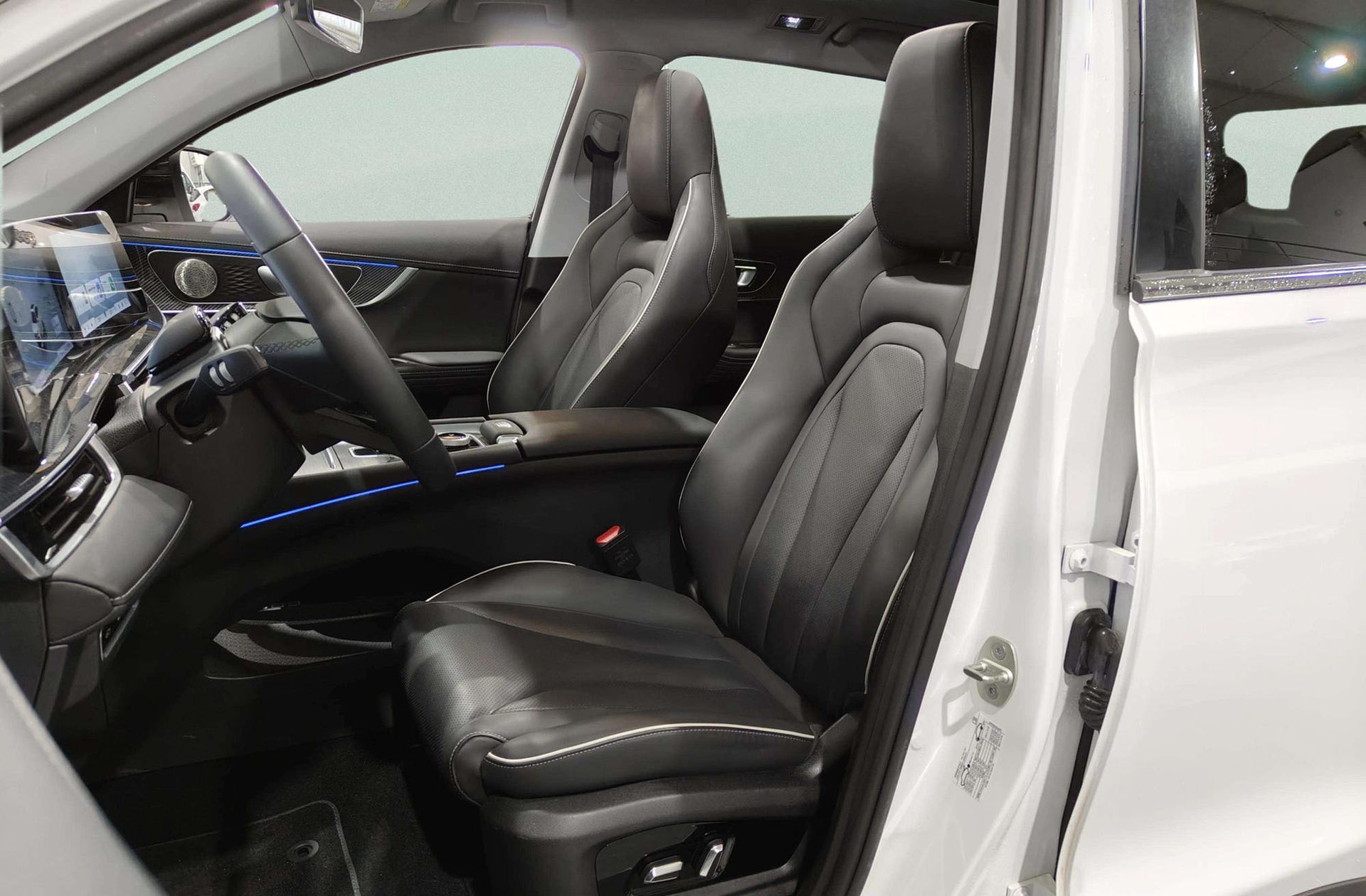 Ebro s700 1.6 T-GDi Luxury 7 DCT - foto 16