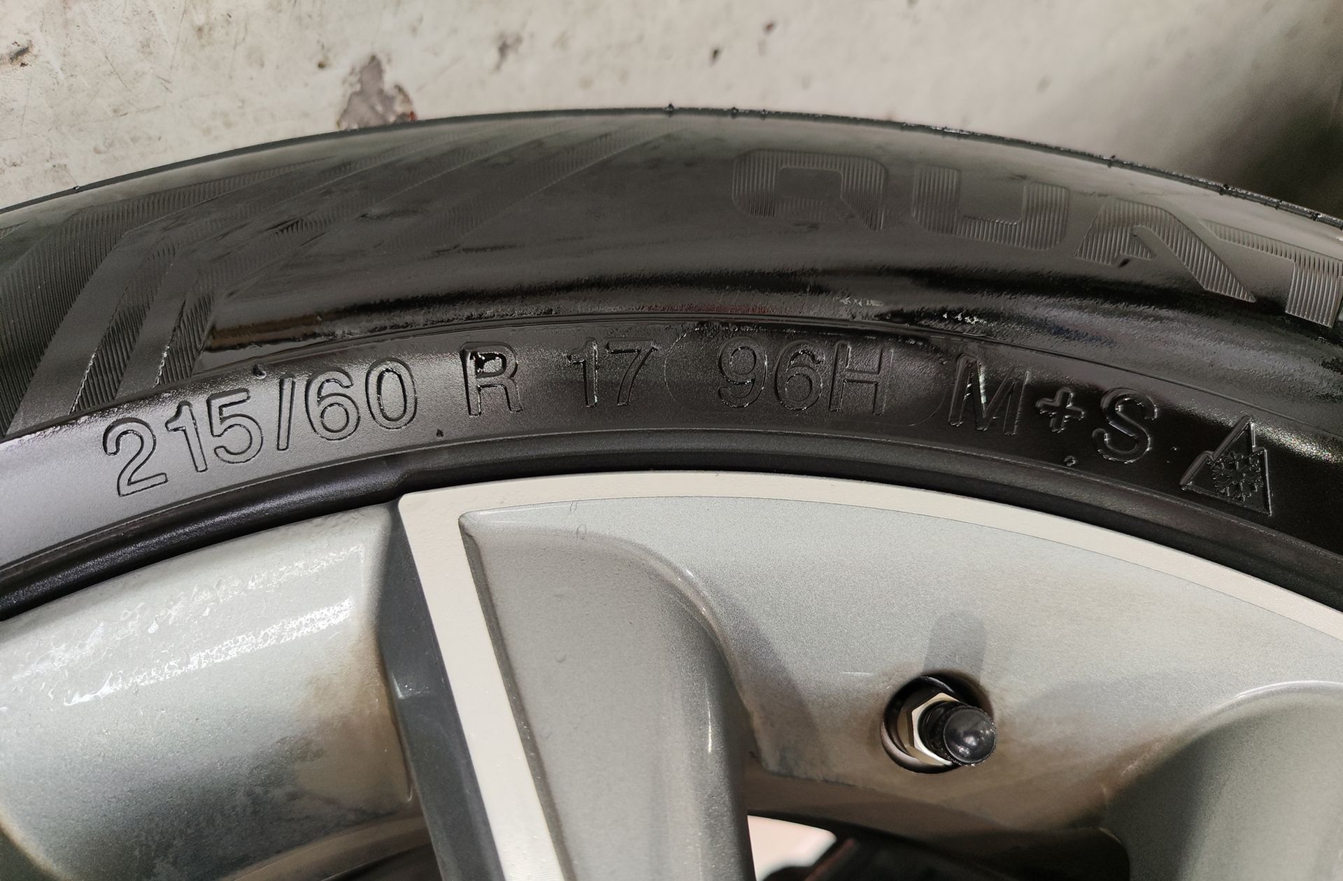 MG HS 1.5 Turbo GDI Comfort DCT - foto 37