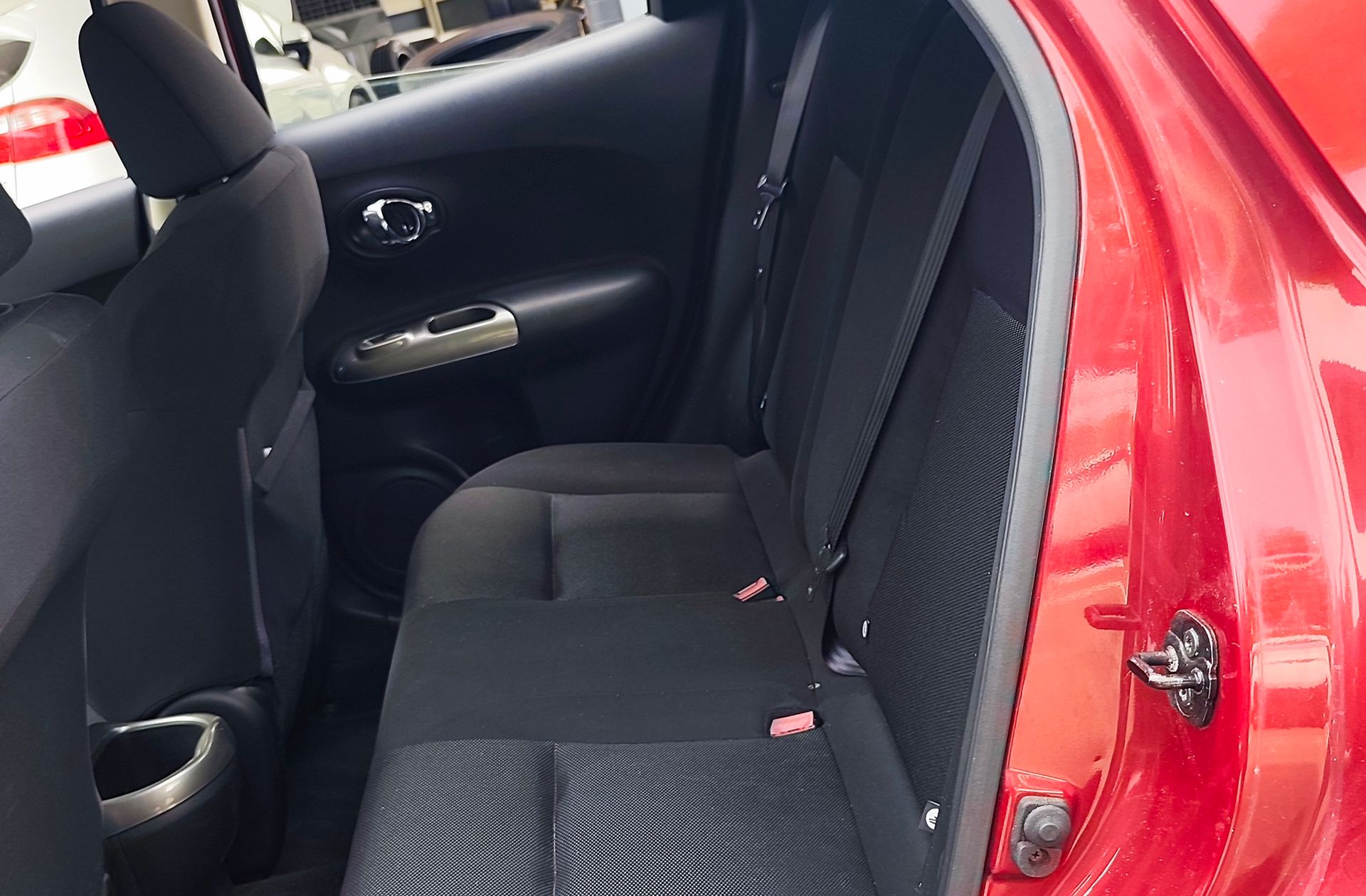 Nissan Juke 1.6 Acenta CVT 4x2 - foto 9