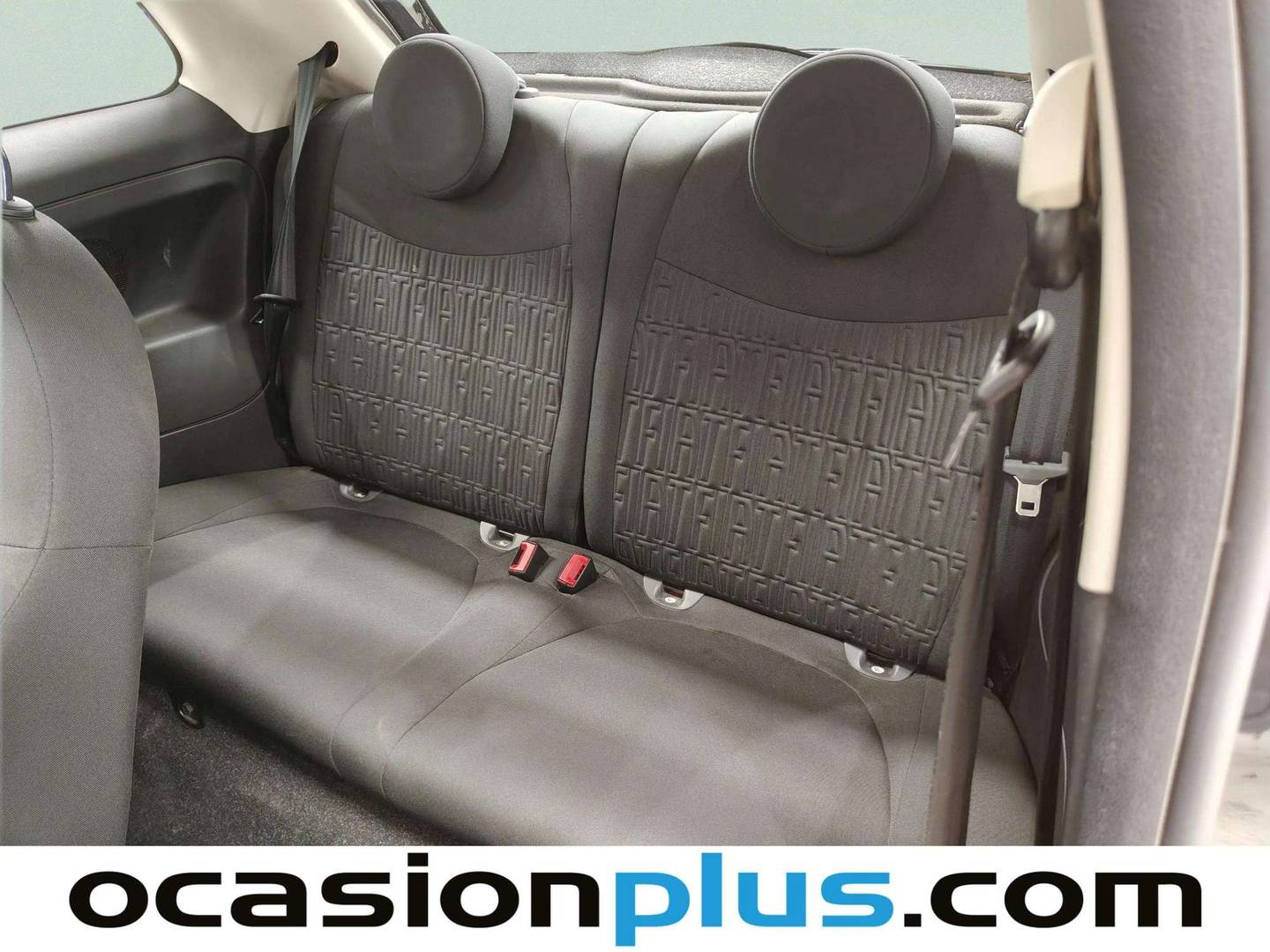 Foto asientos traseros Fiat 500 Fiat 500 1.0 Hybrid Dolcevita (70 CV)