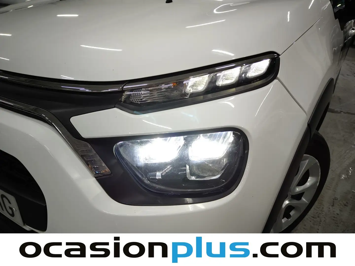 Foto Citroën C3 Citroen C3 BlueHDi 100 S&S Live Pack (100 CV)