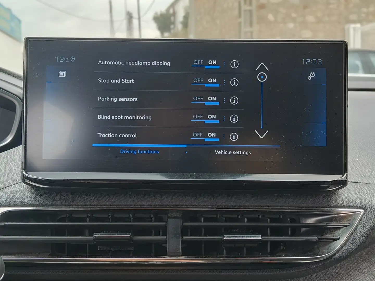 Foto Peugeot 5008 Peugeot 5008 PureTech 130 S&S Allure Pack EAT8 (130 CV) 7 Plazas